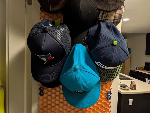 Honeycomb Storage Wall Cap/Hat Hook