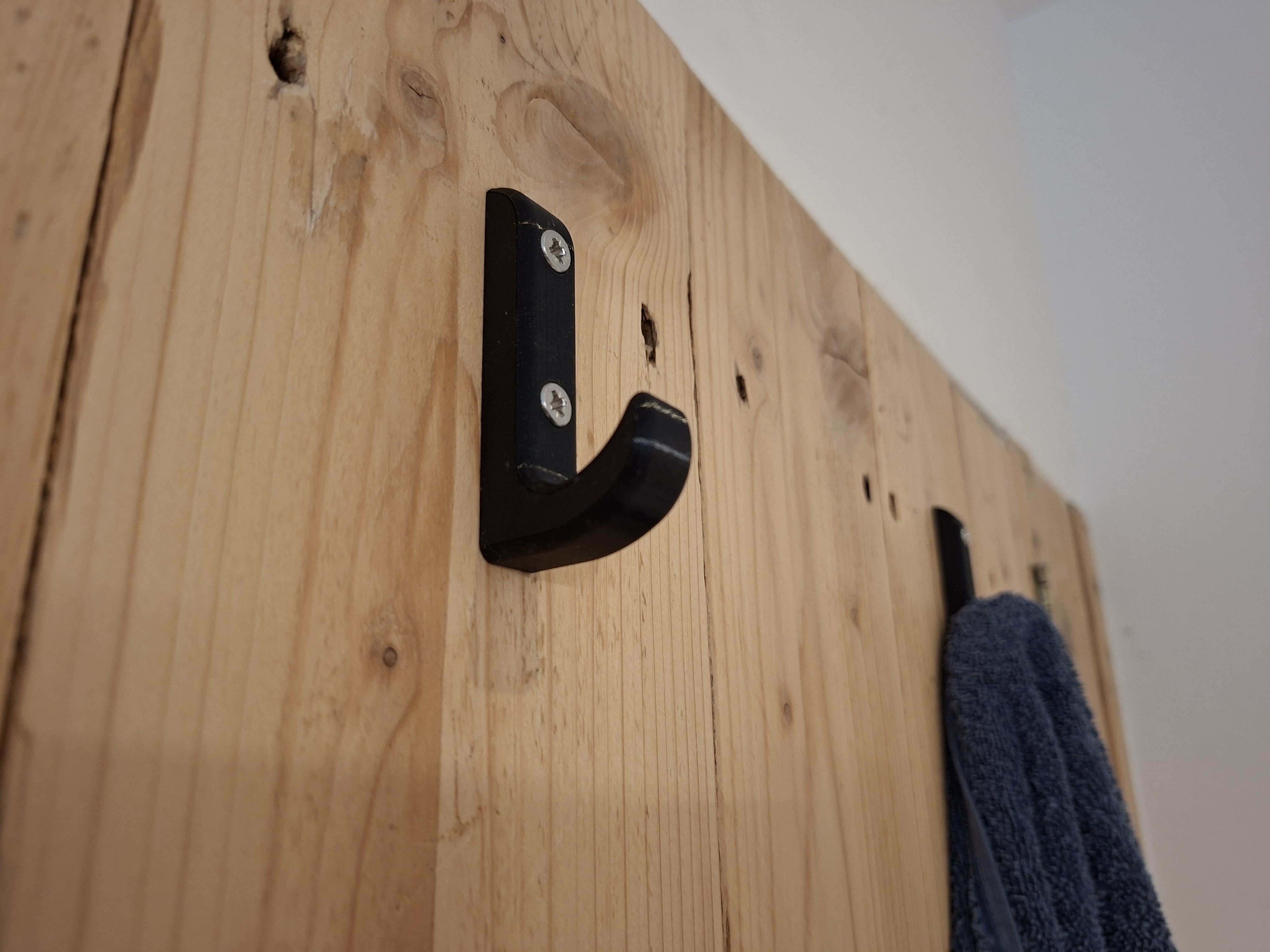 YAWH - Yet Another Wall Hook