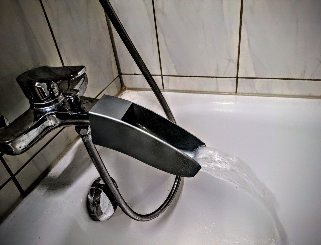 Bathtub Fun Fountainhead V2
