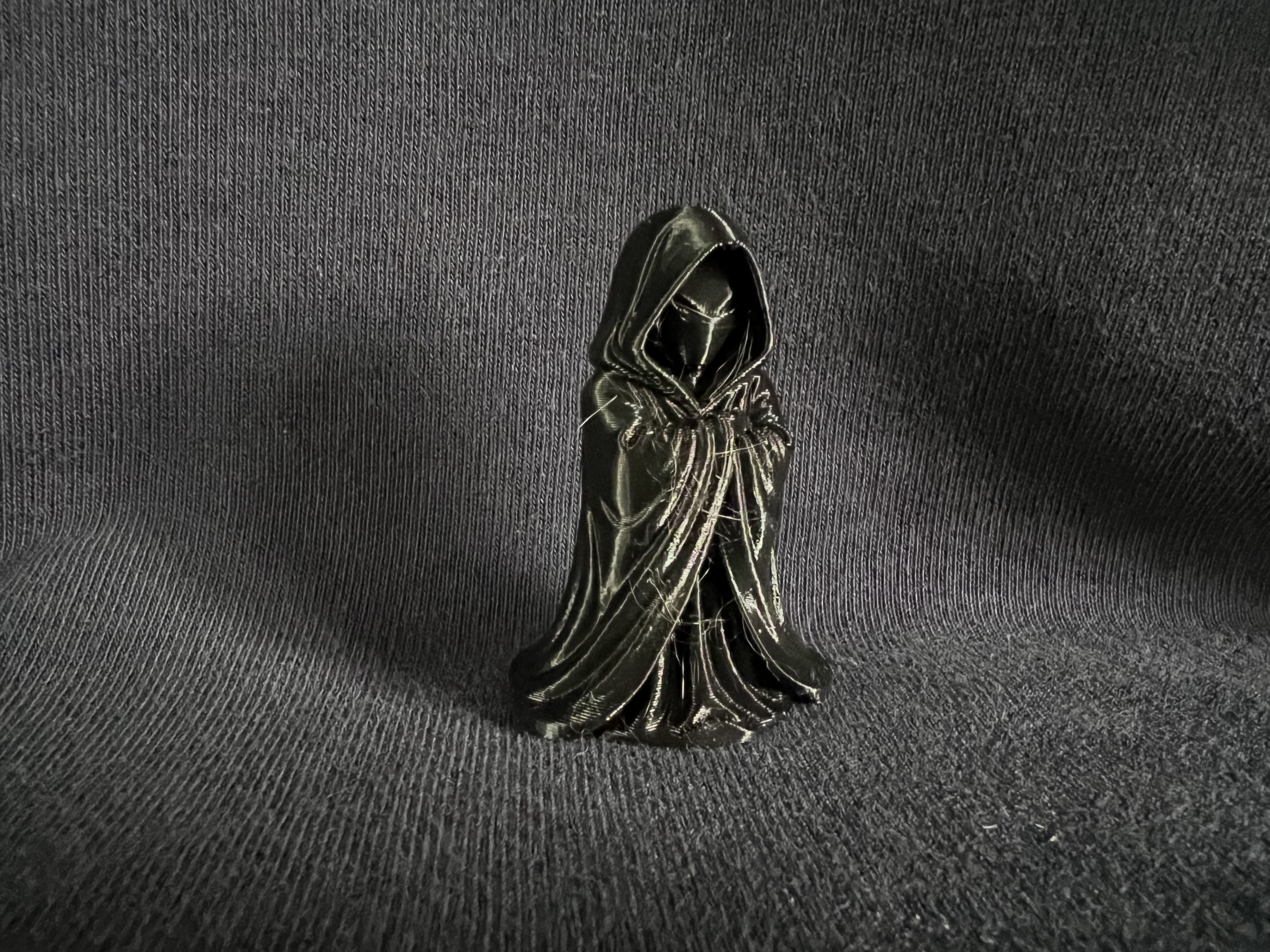 Dark Character — miniatura 3