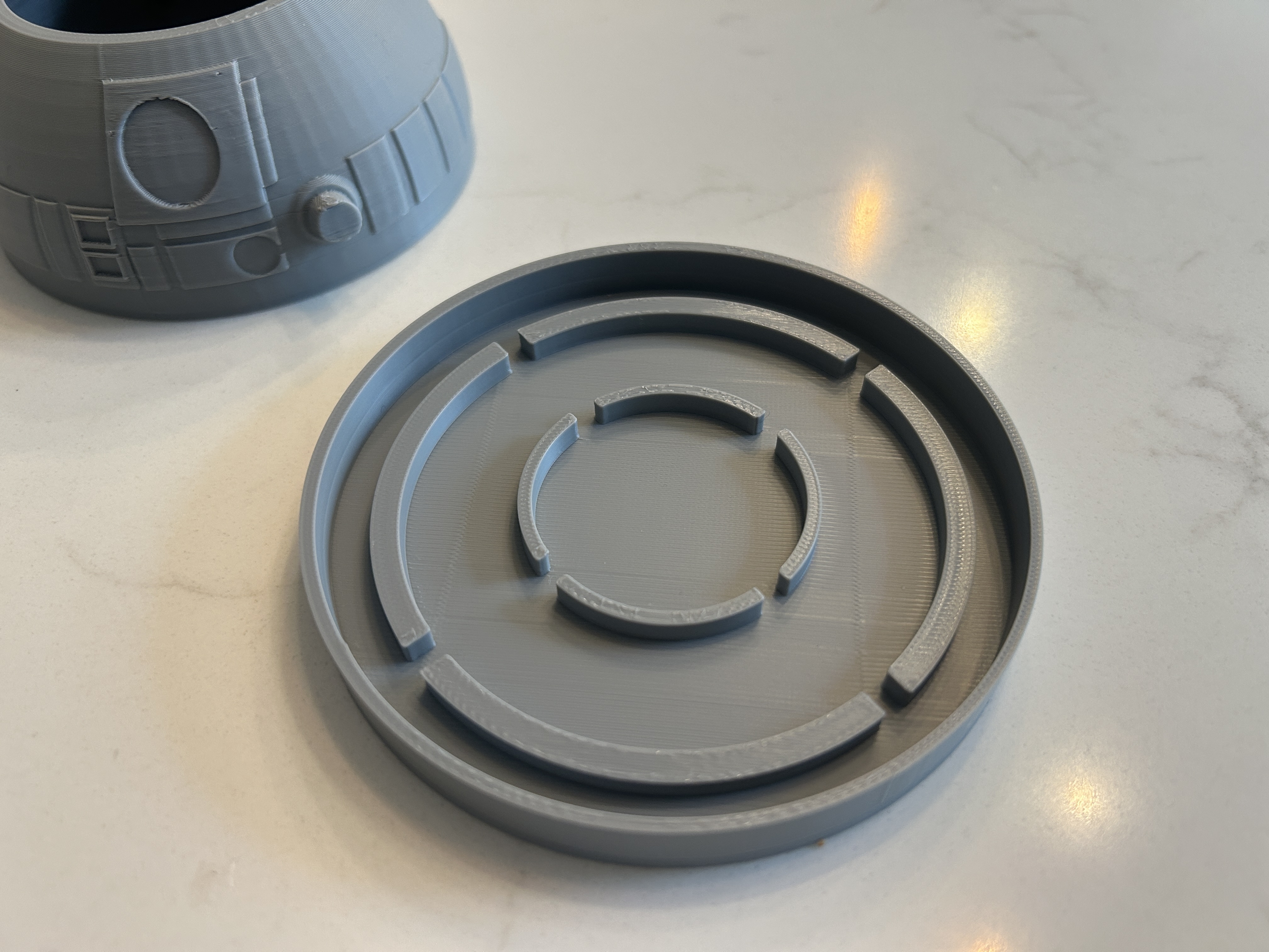 R2D2 - Star Wars Pot Plant - DISH