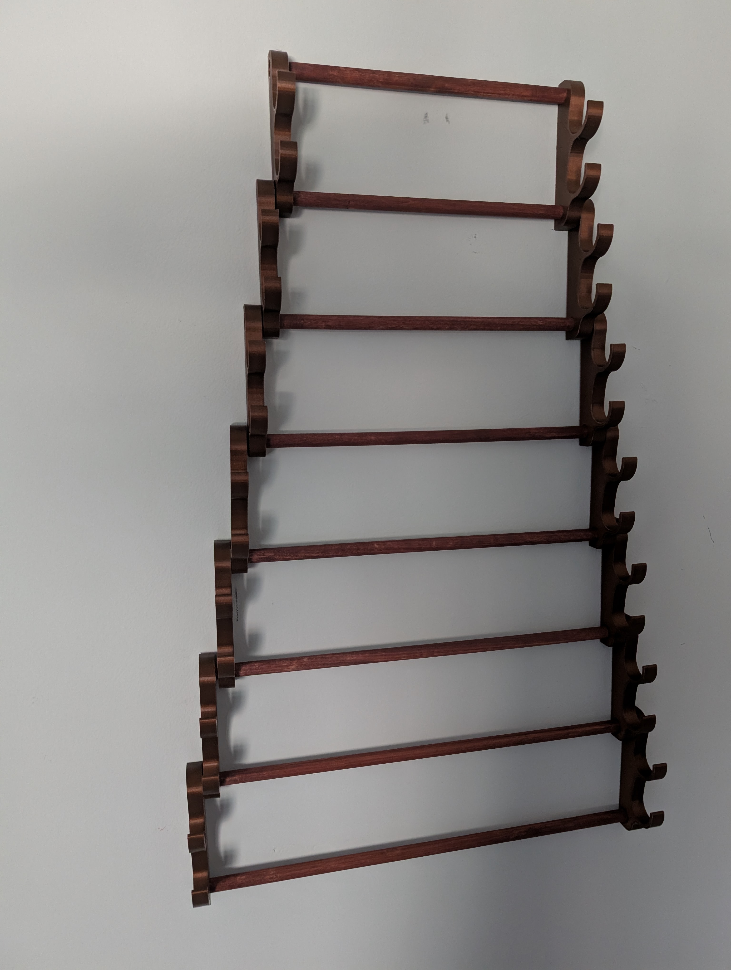 Extendable Flute Wall Rack with Concealed Mounting