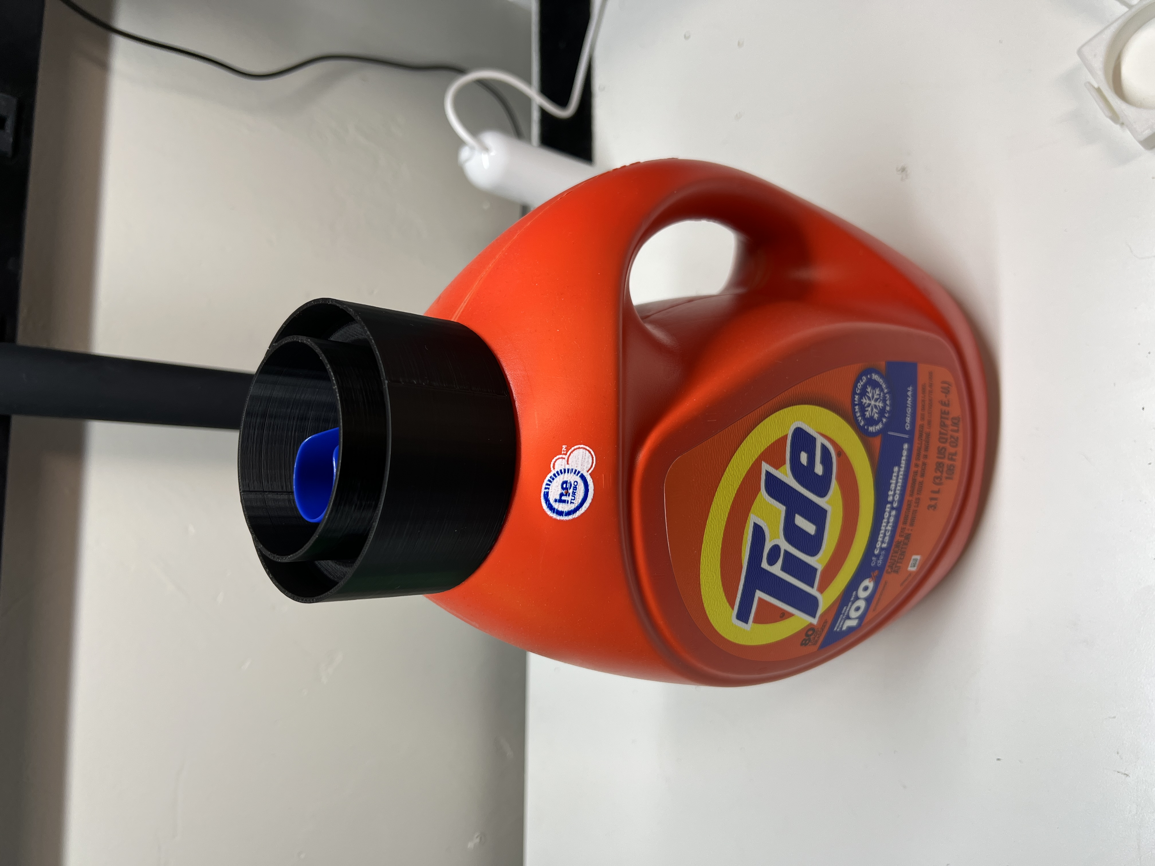 Detergent transfer adapter