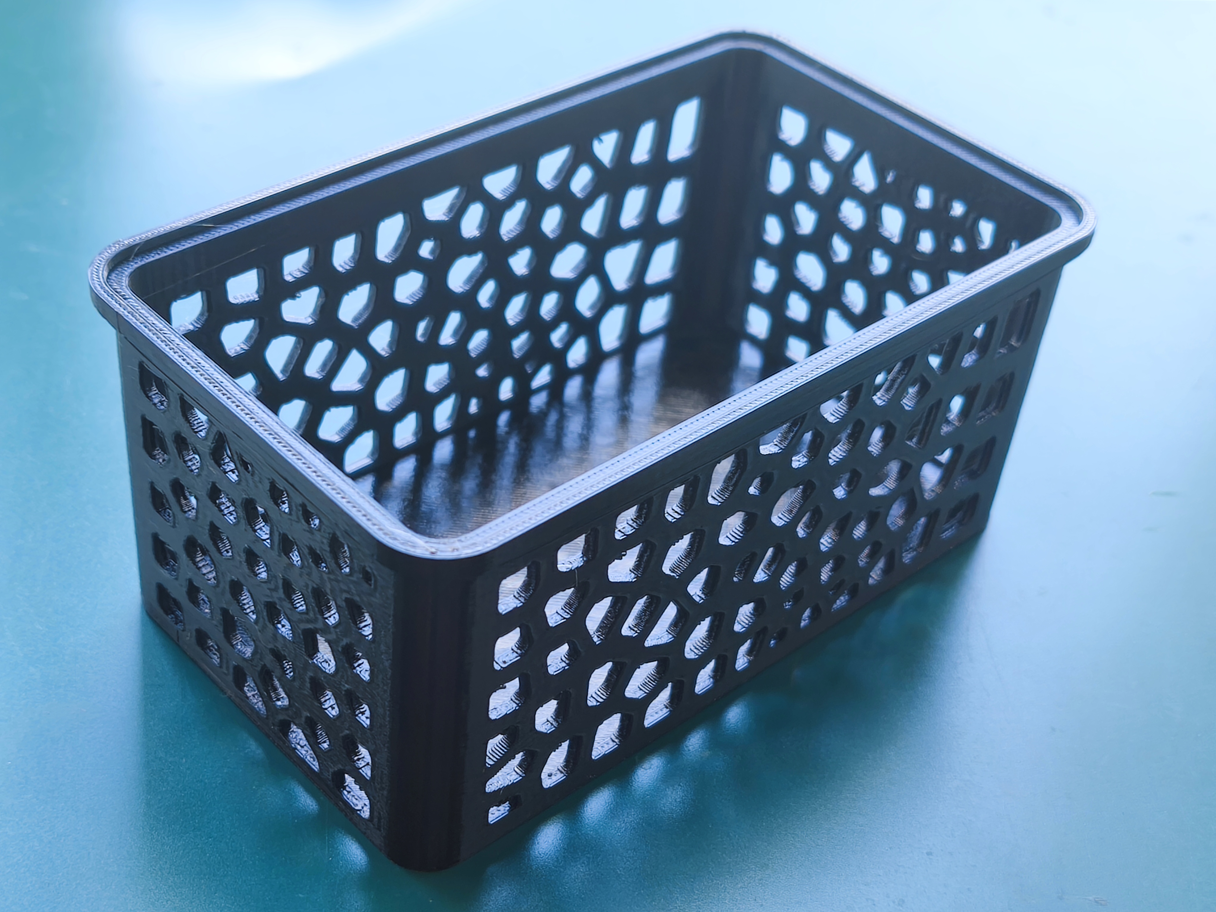 Miniatura 8 do modelo 3D Stackable Voronoi Storage Container
