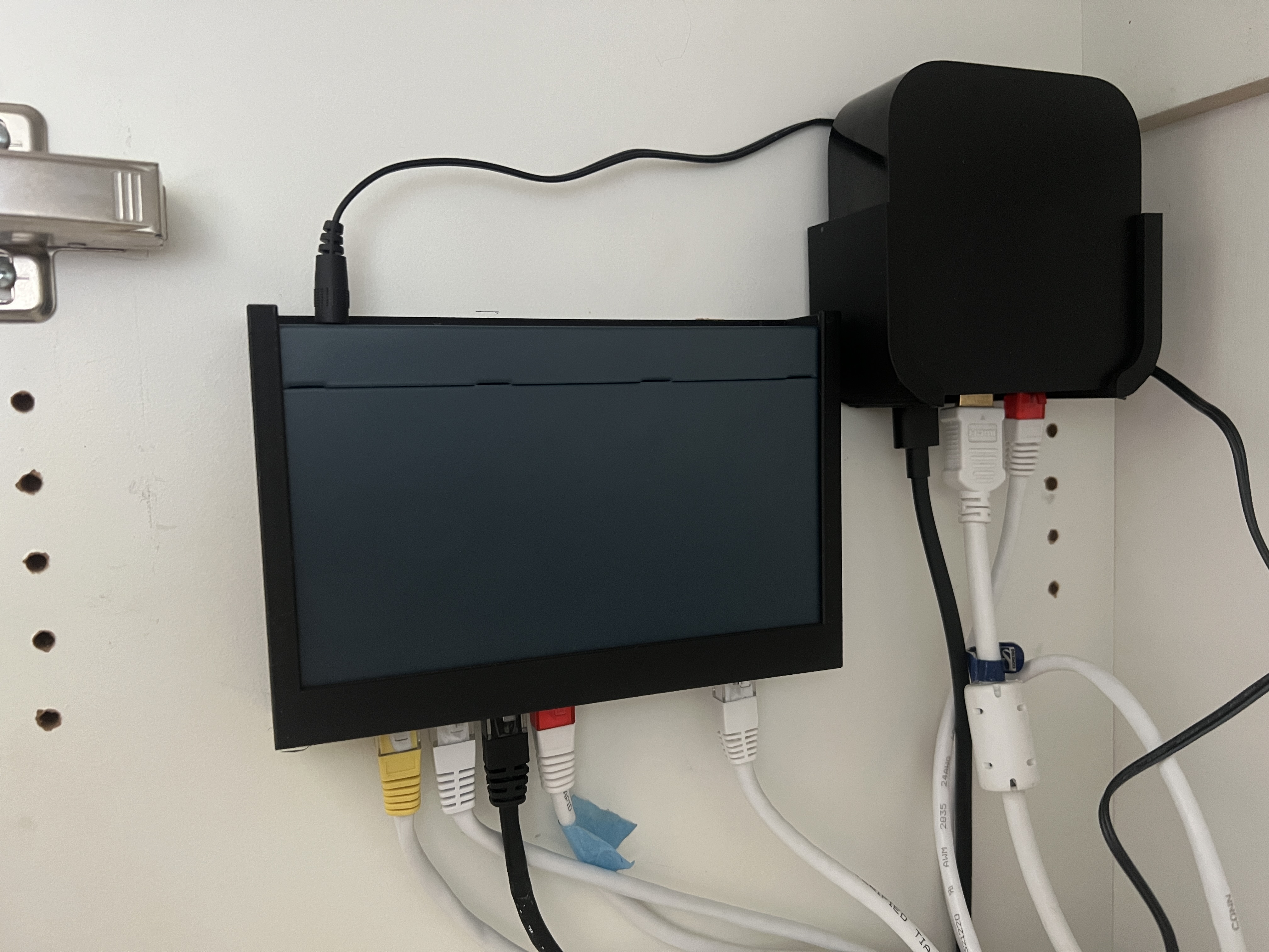 Tp-link SG108-Mount remix