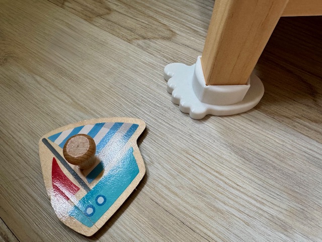TinyToes – Chair Feet & Floor Protectors for IKEA LÄTT / TinyToes – Stuhlfüße & Bodenschoner für IKEA LÄTT