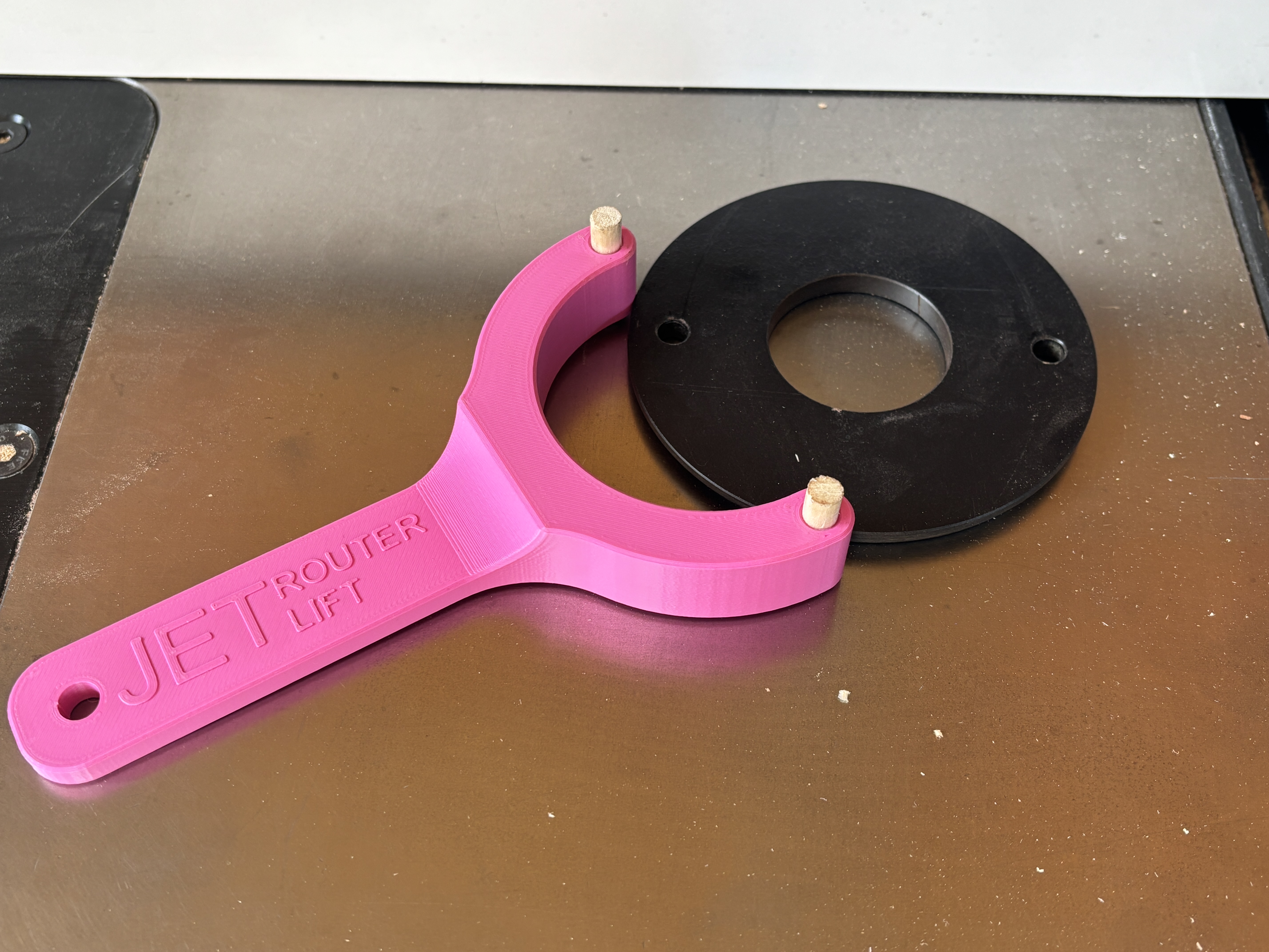 Pin Wrench for router table insert