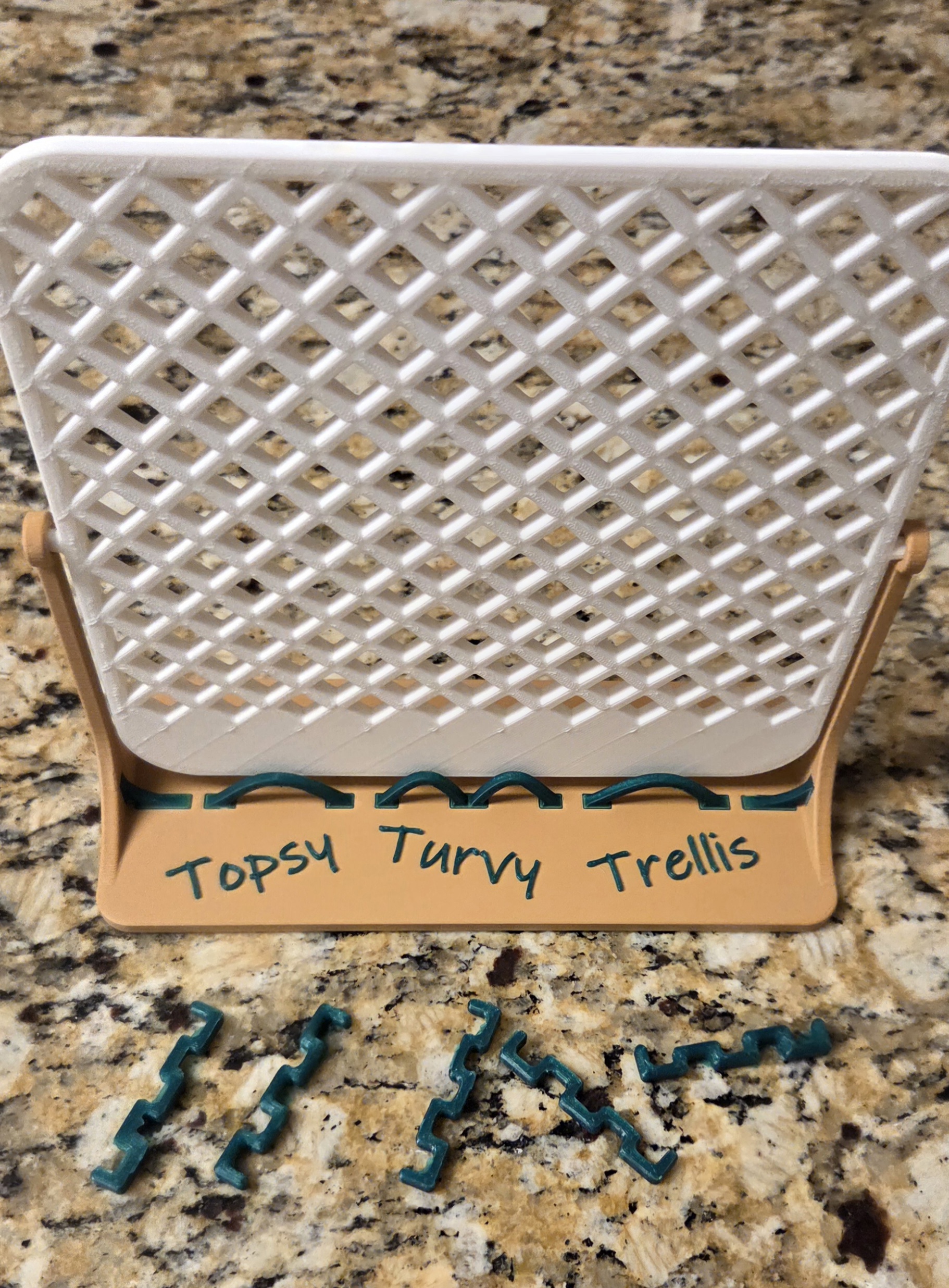 Topsy-Turvy Trellis Balancing Game