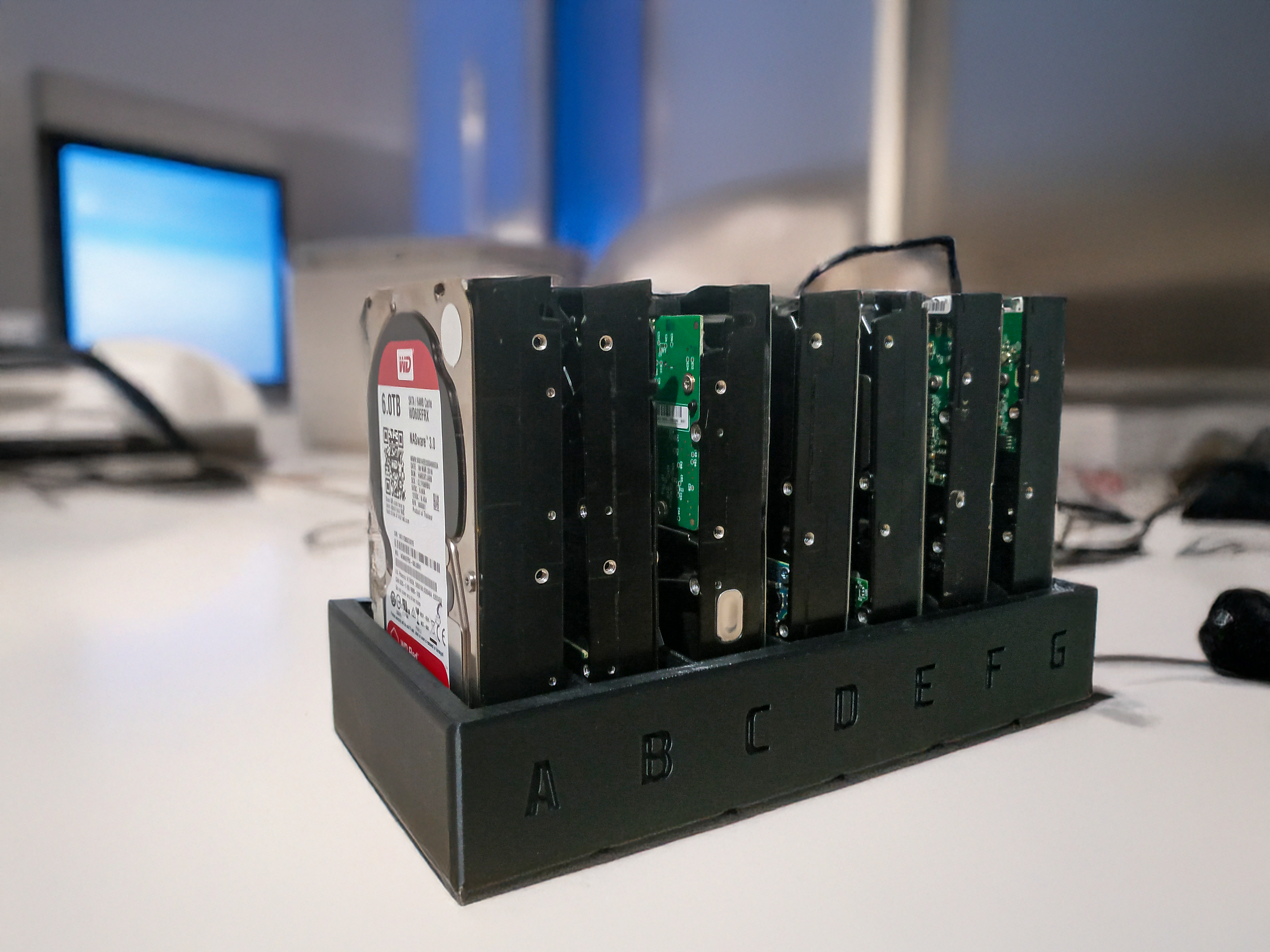 Gridfinity Vertical 3.5" - 7 Hard Drive Storage, Space-Saving