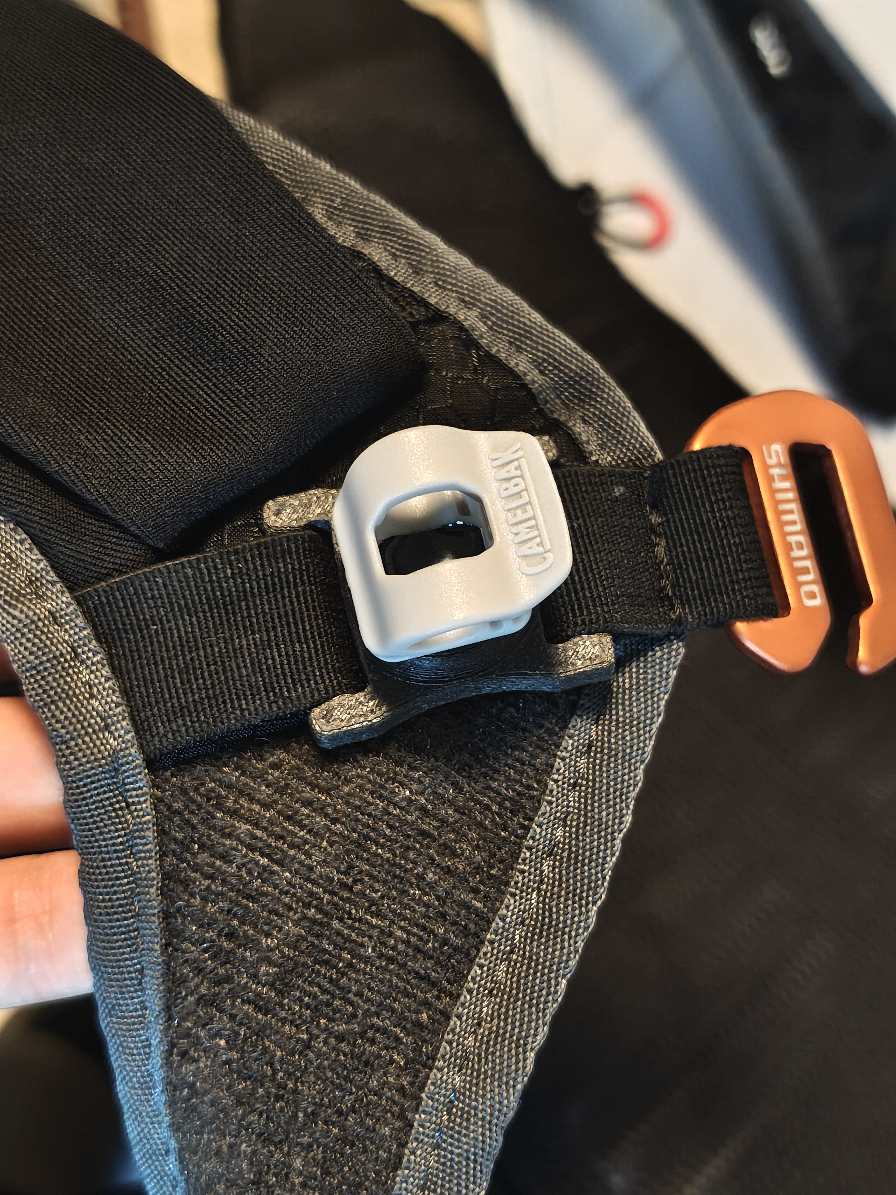 camelbak MAGNETIC TUBE TRAP
