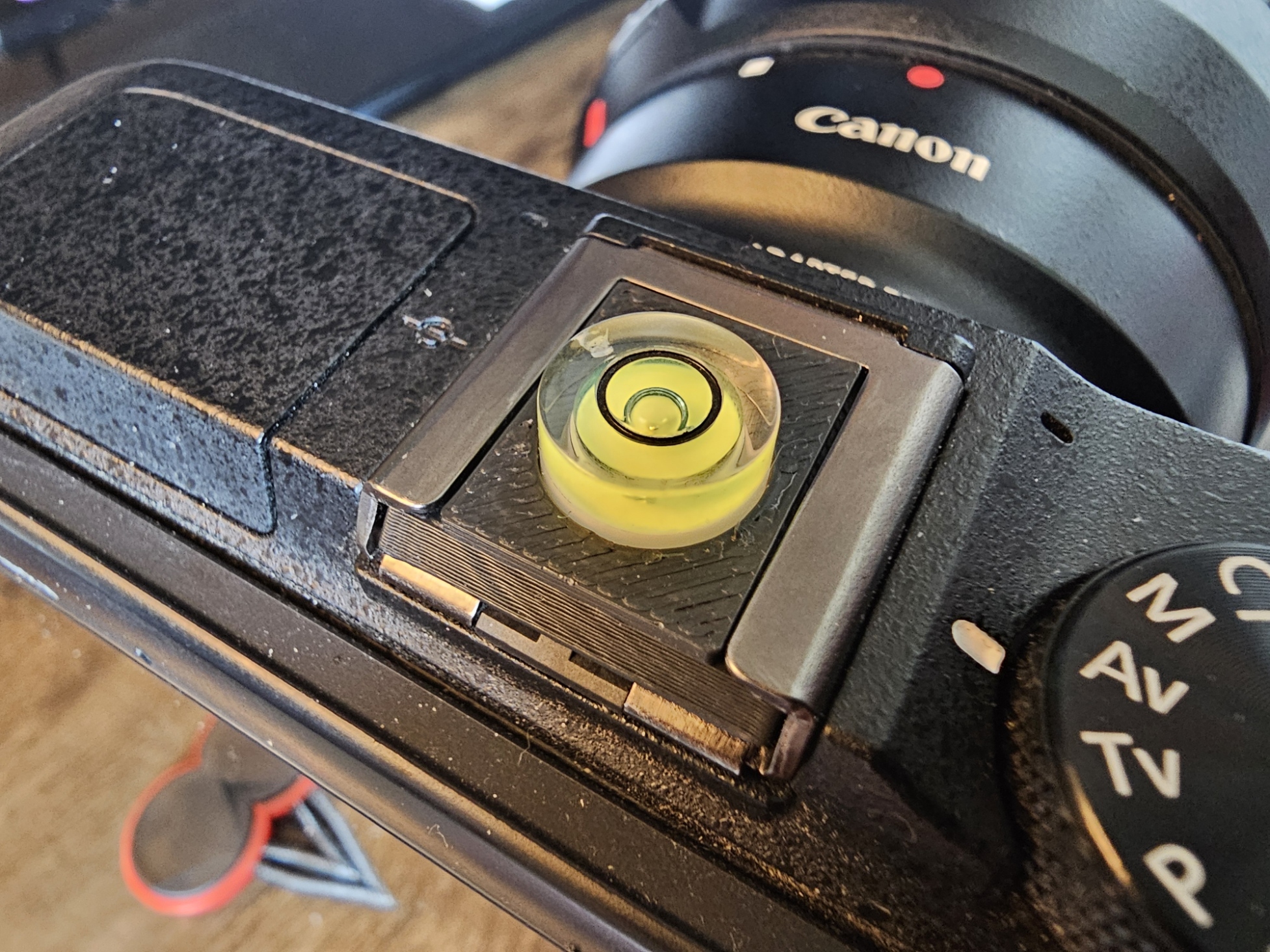 Canon EOS Hot Shoe Cover with Bubble Level