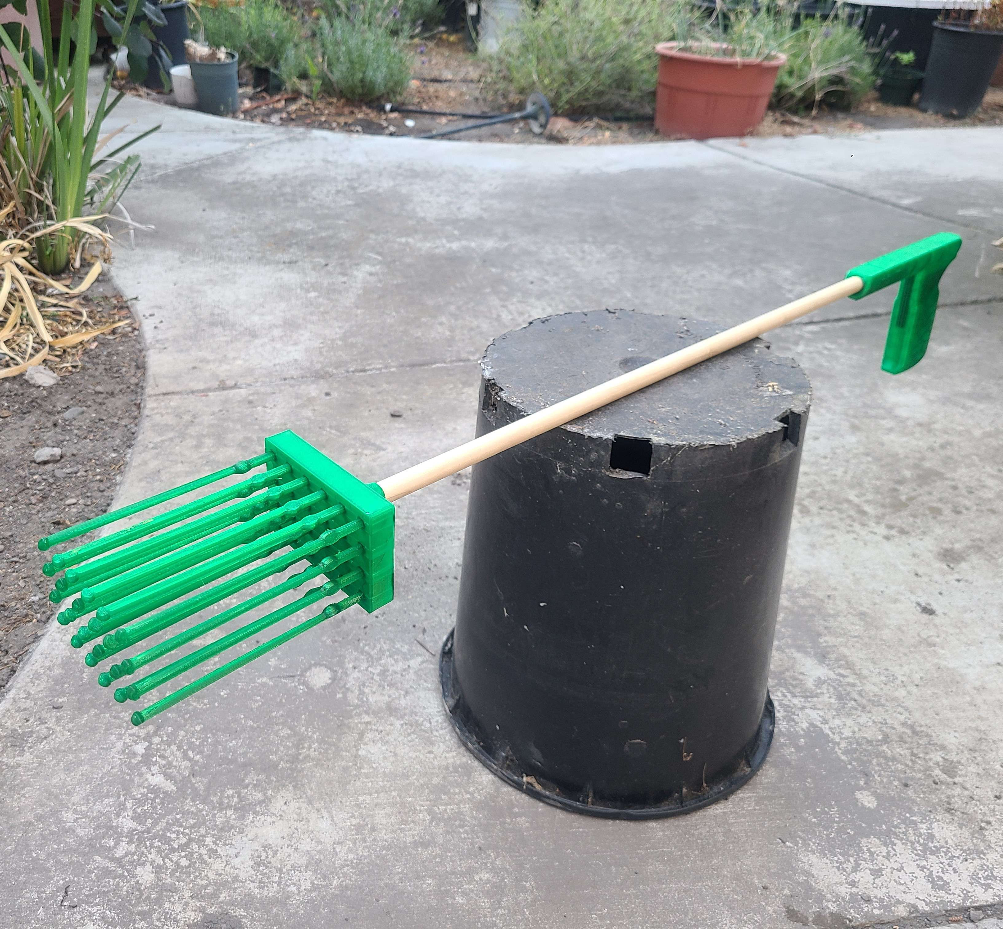 The Foam Comb - Universal and Omnidirectional Nerf Dart Picker-Upper