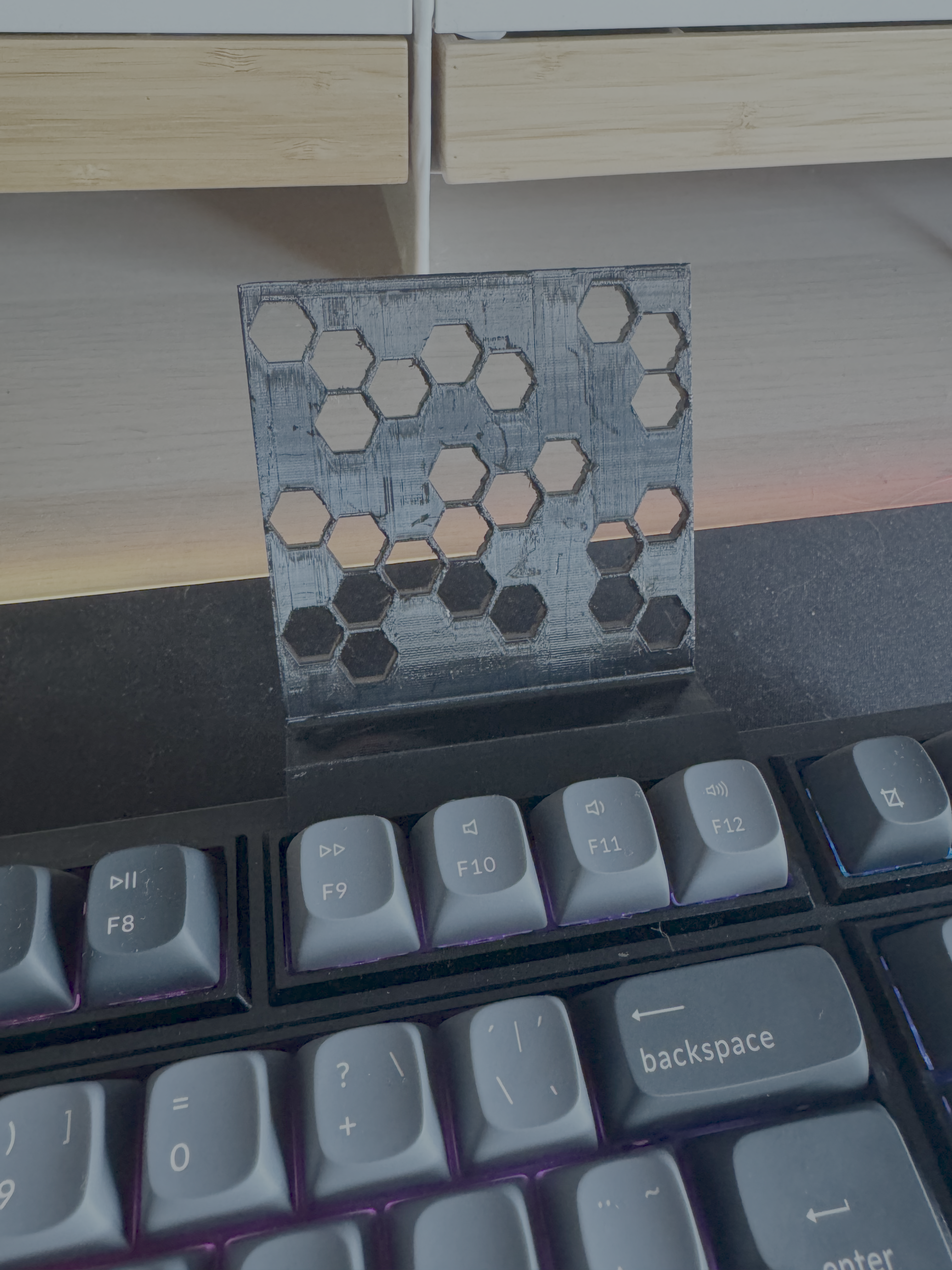 Keychron Q3 Pro Phone Stand