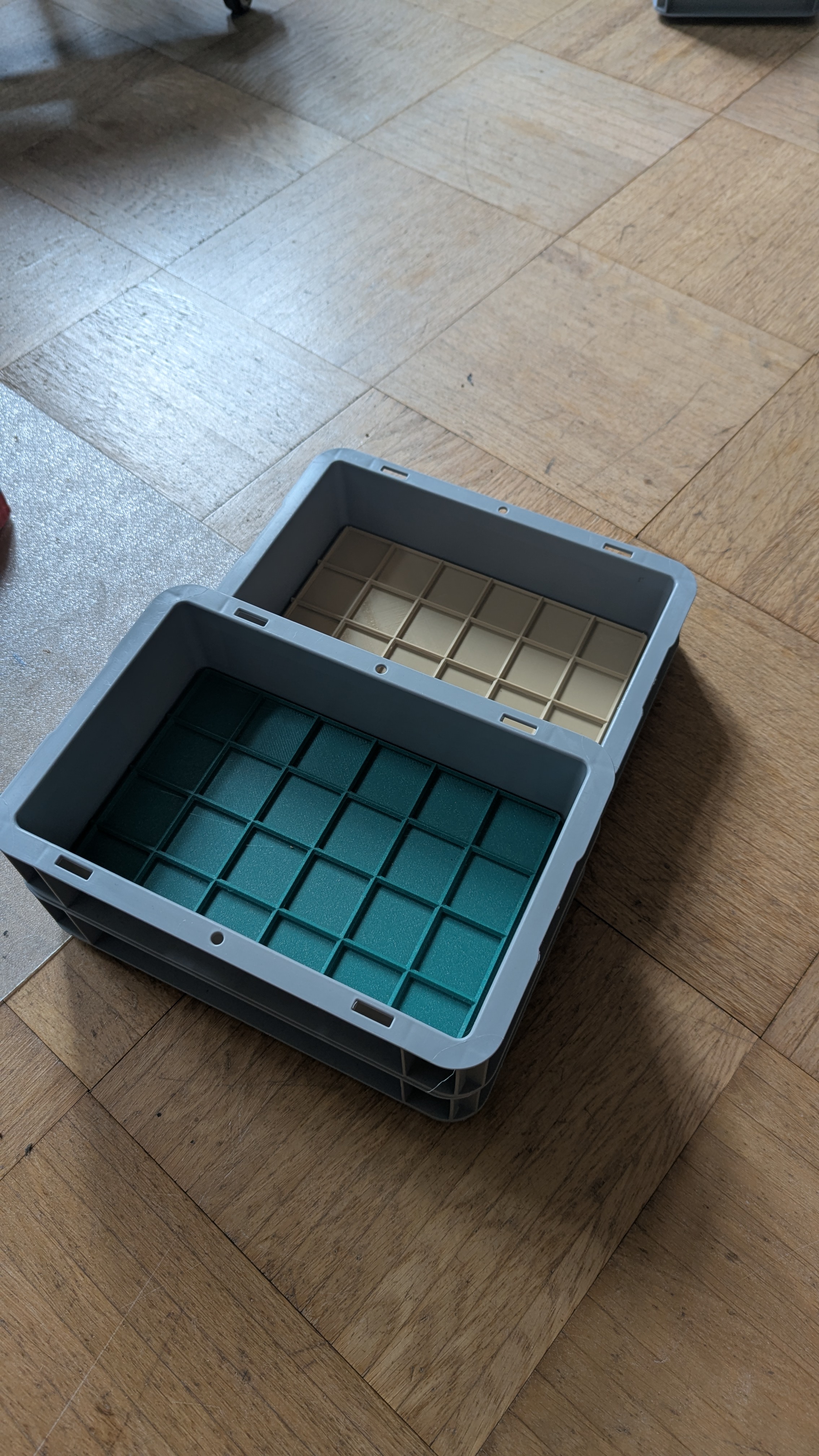 Surplus Eurobox 30x20 Gridfinity Baseplate