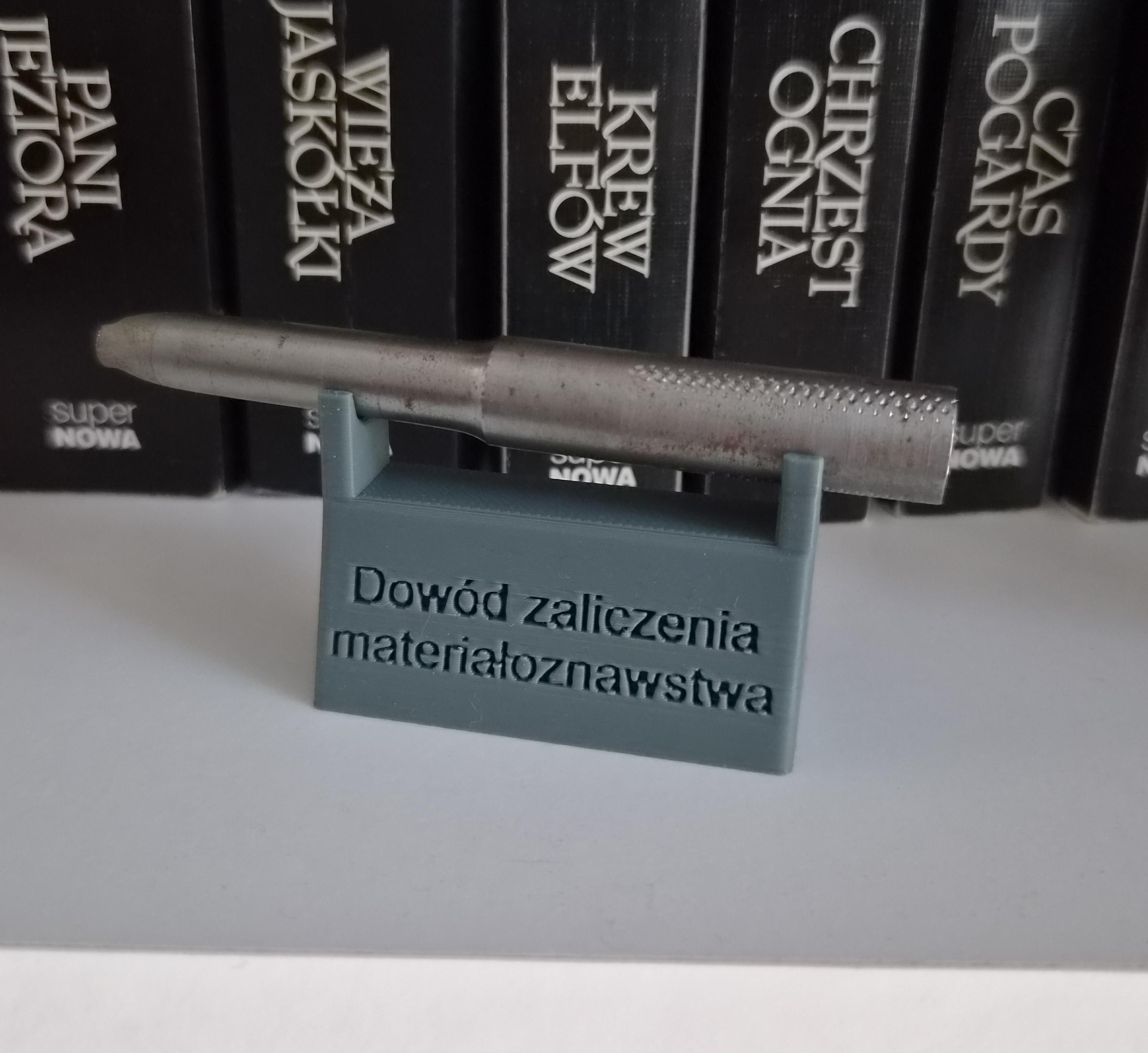 Tensile Test Specimen Display Stand