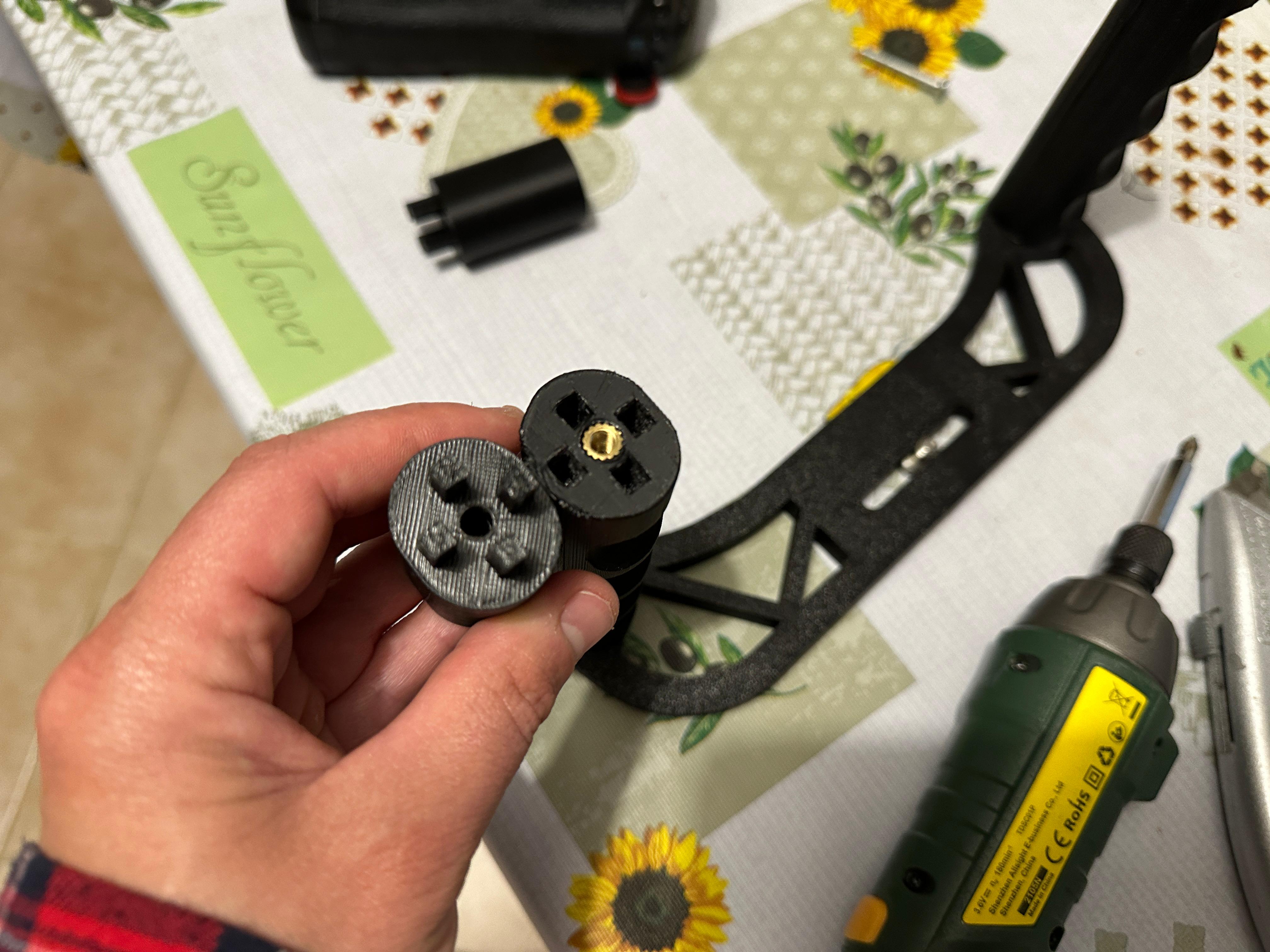 Miniatura 4 do modelo 3D DSLR Camera Cage