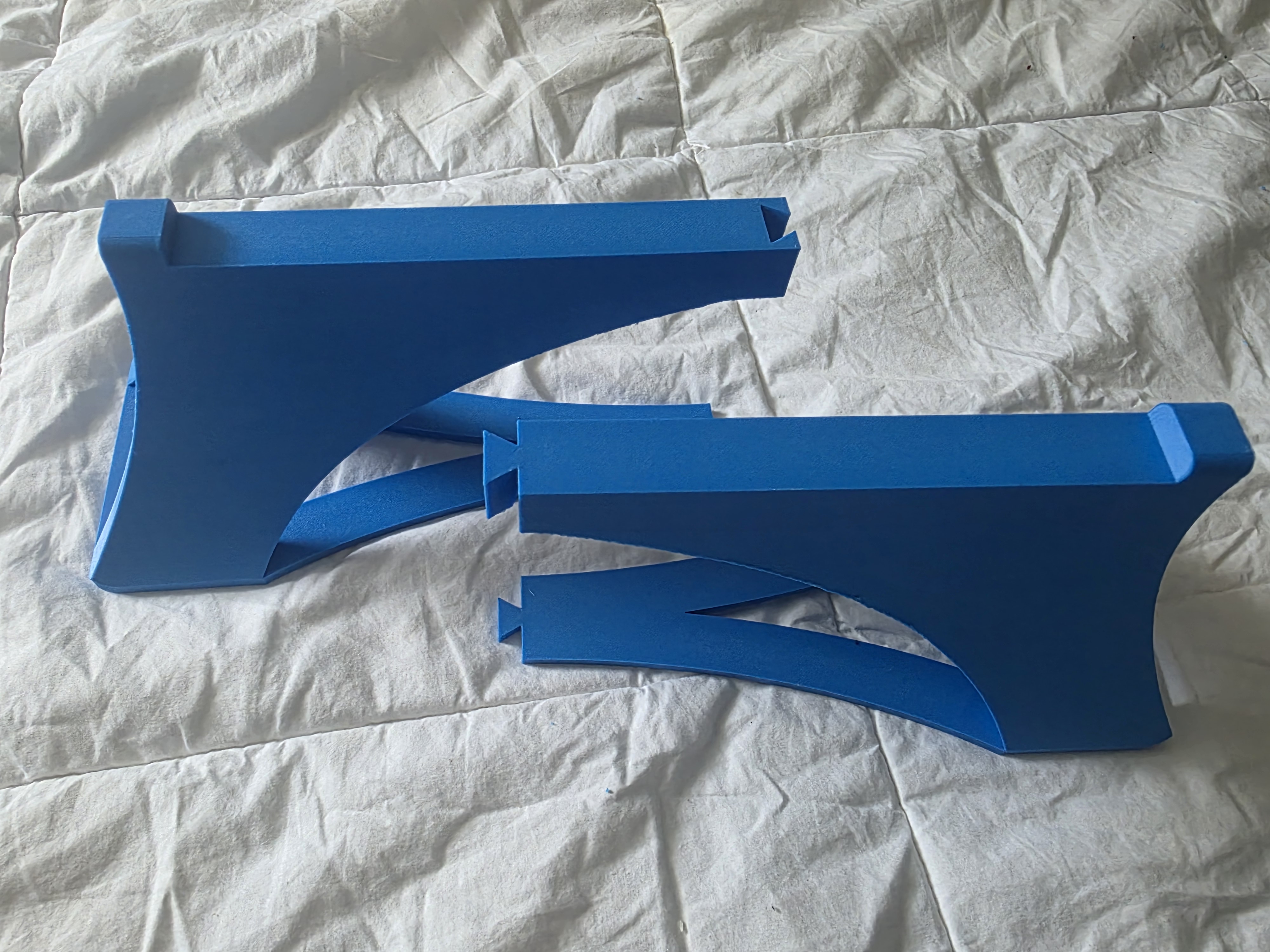 Hyte Y70 Stand
