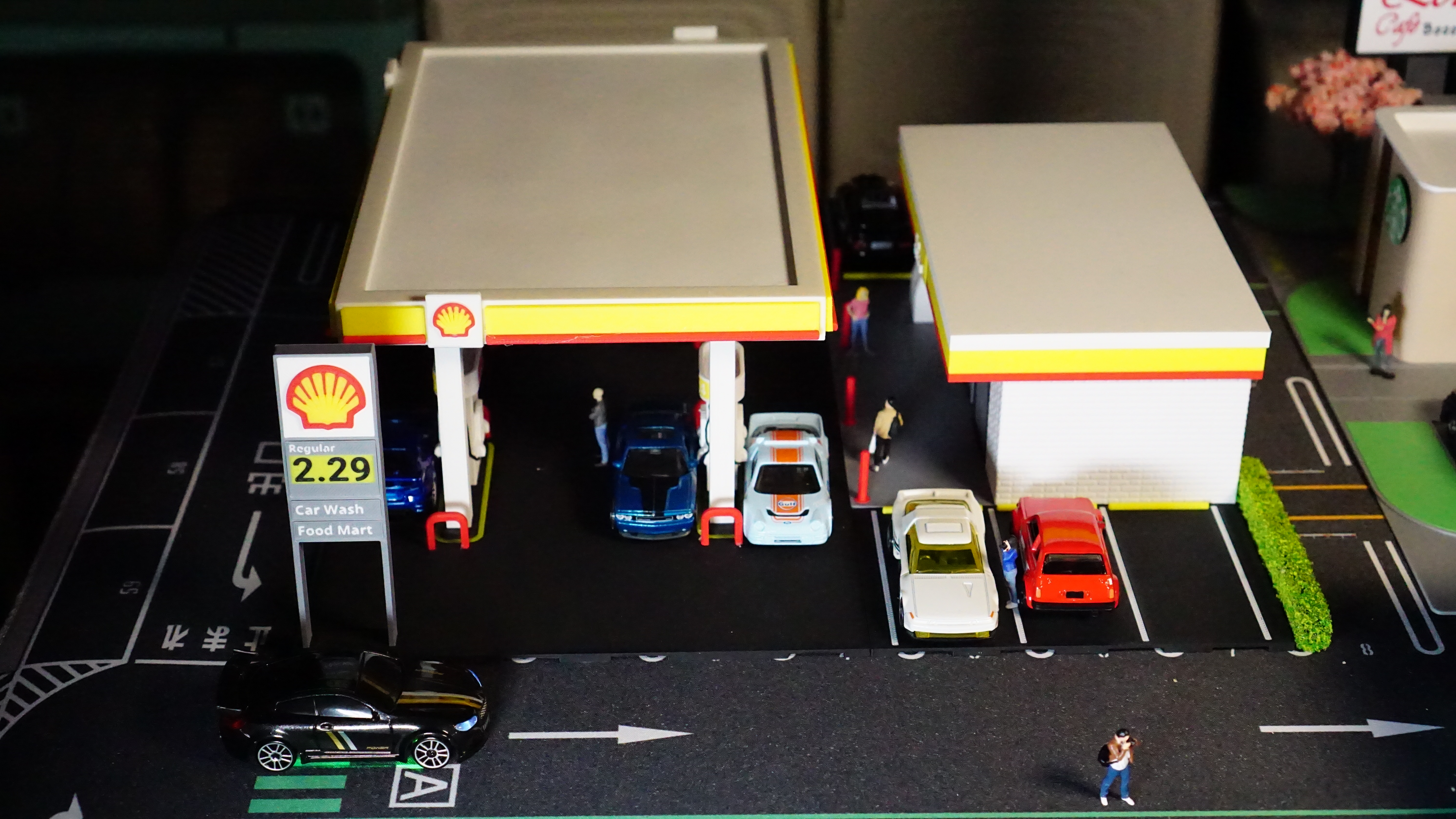 Shell Gas Station Model Set - 1:64 Scale Diorama — thumbnail 9