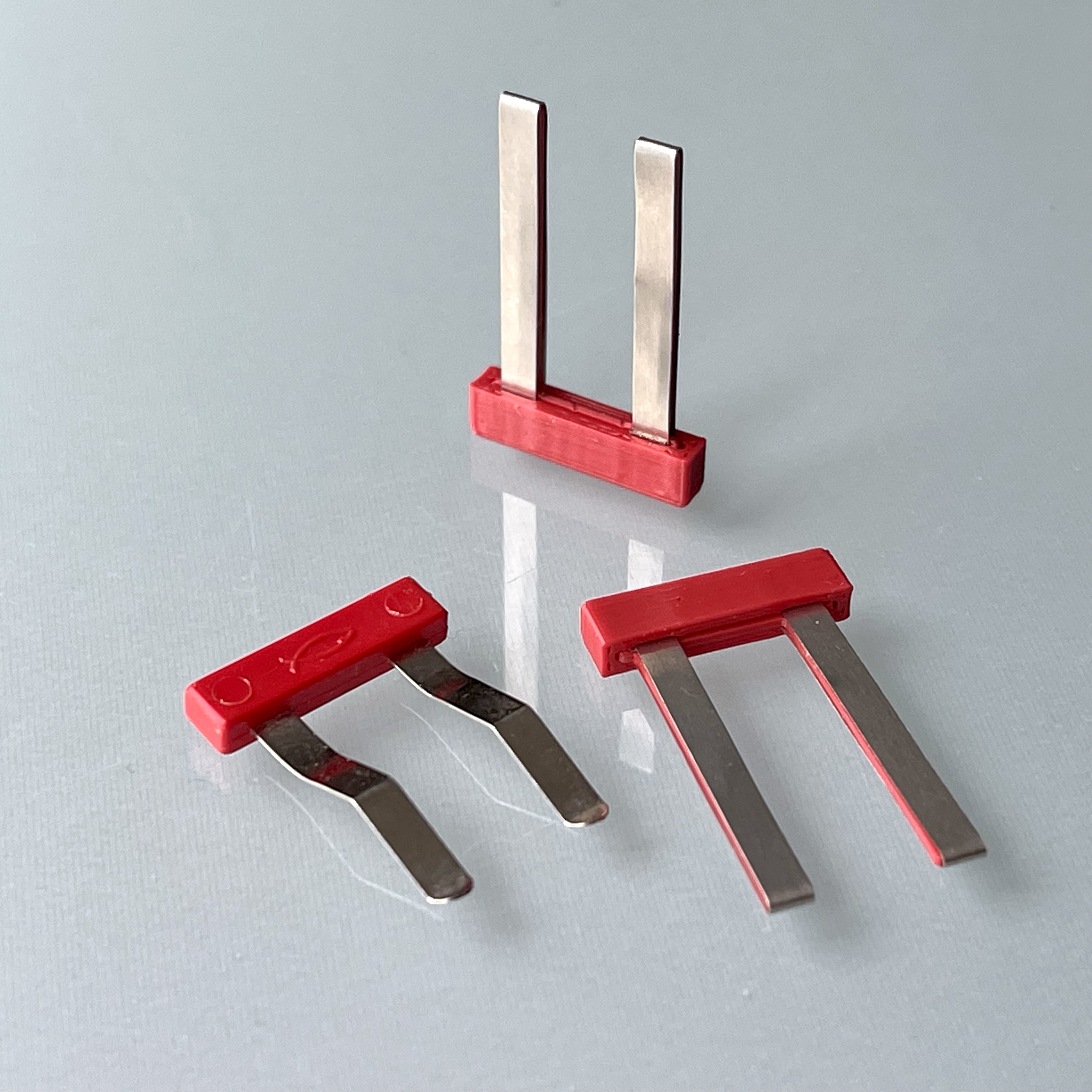 Connection clip for vintage fischertechnik modules
