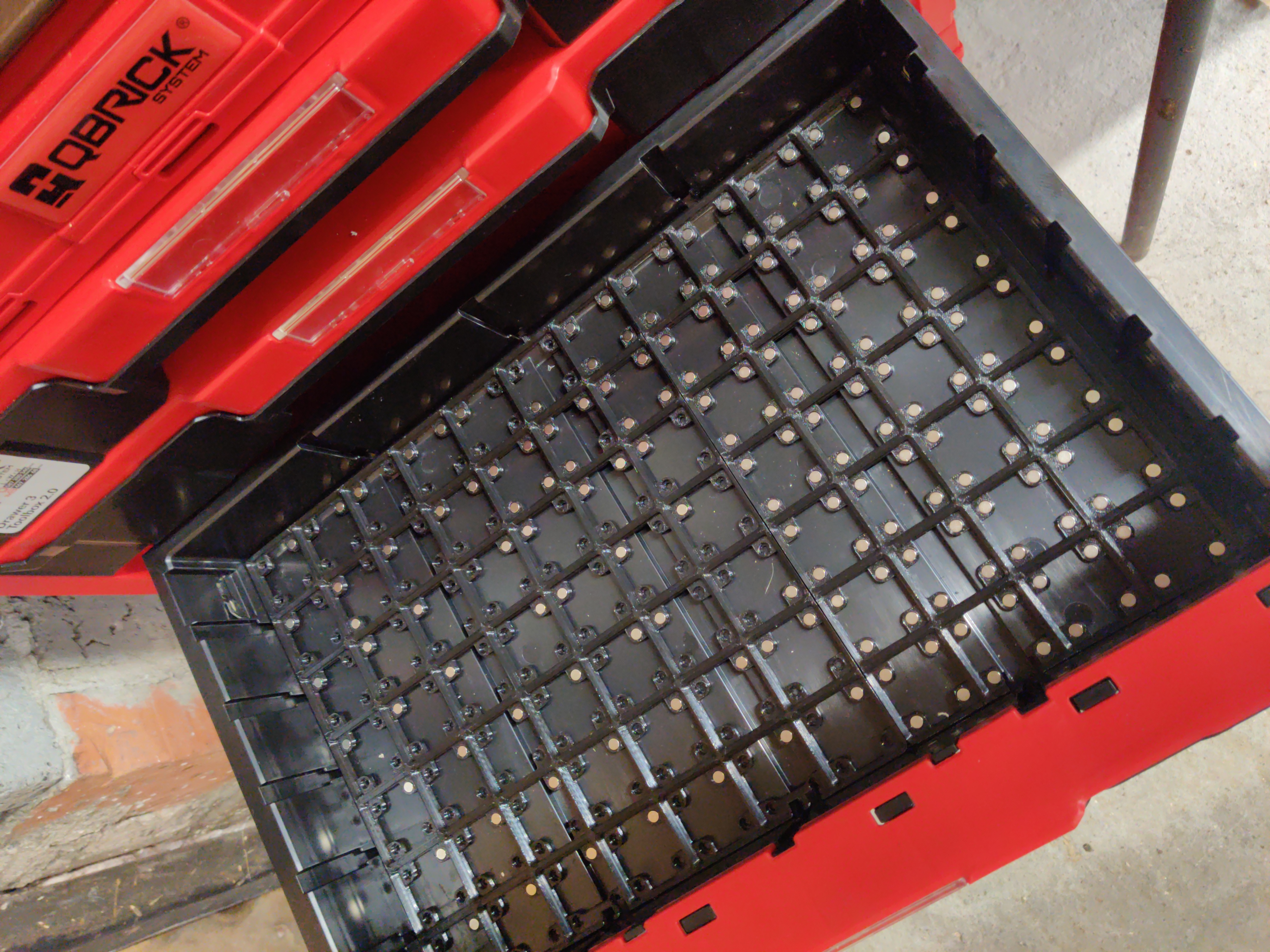 Qbrick x Gridfinity 11x7 for Qbrick One 2.0 Drawer Toolbox 3D model thumbnail