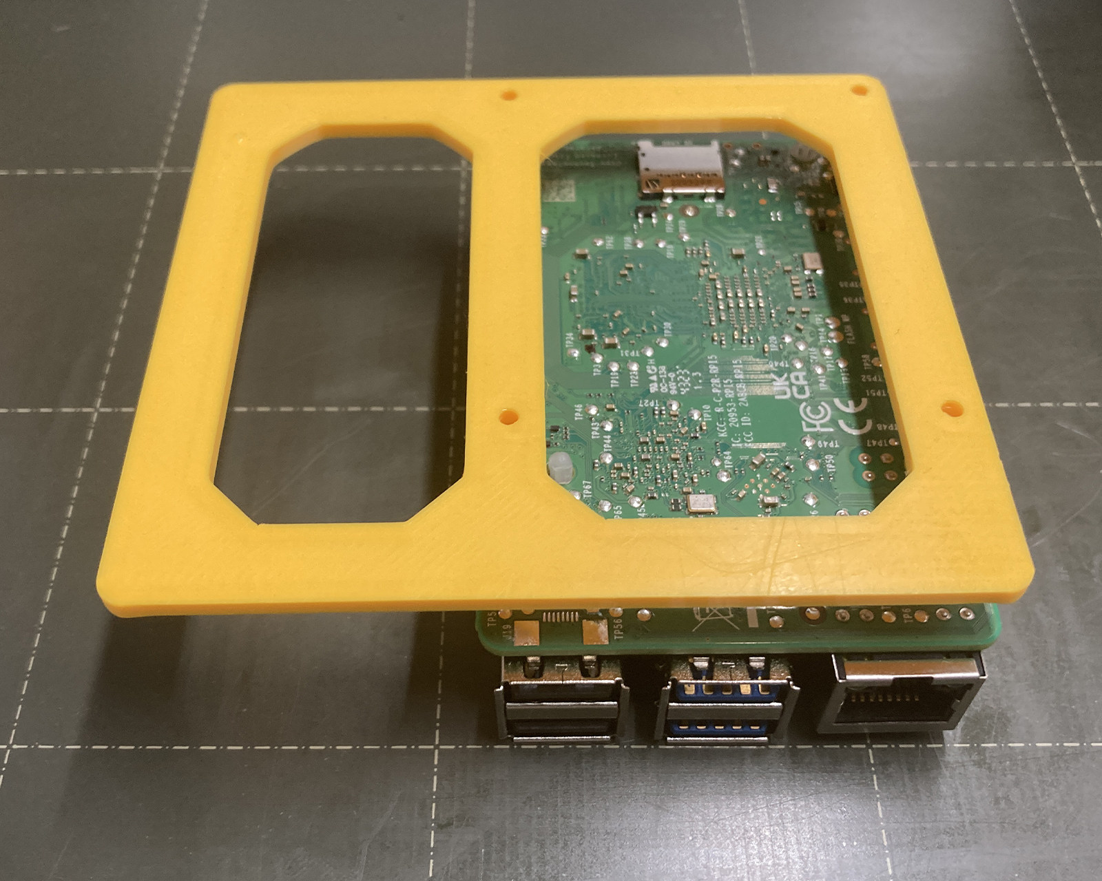 Miniatura 6 do modelo 3D Stackable case for Raspberry Pi 5 (with SSD)