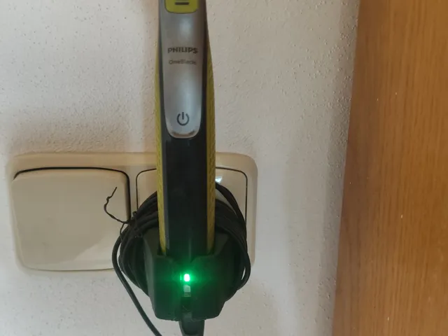 nabíjecí držák