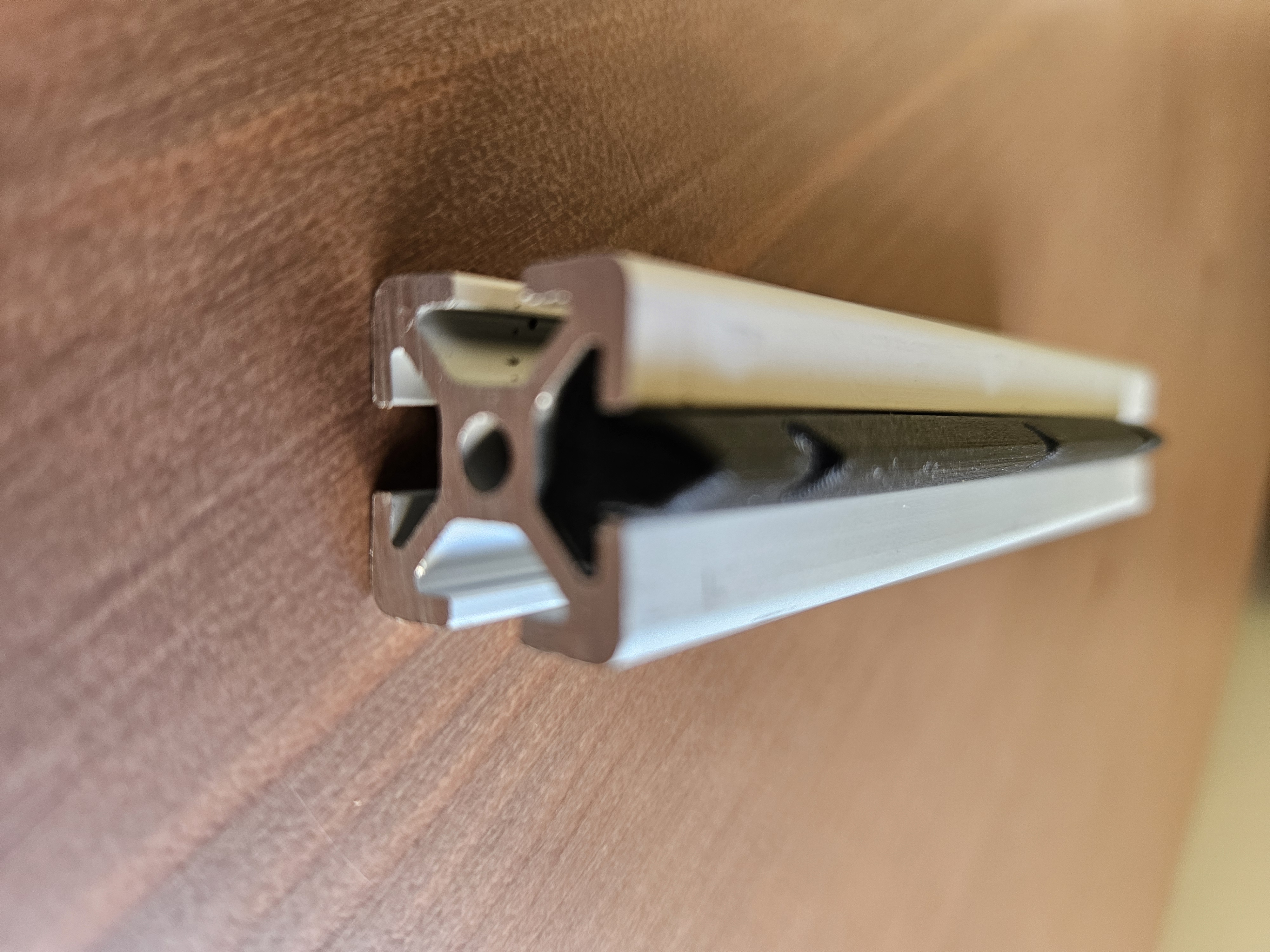 item 20x20 centering peg