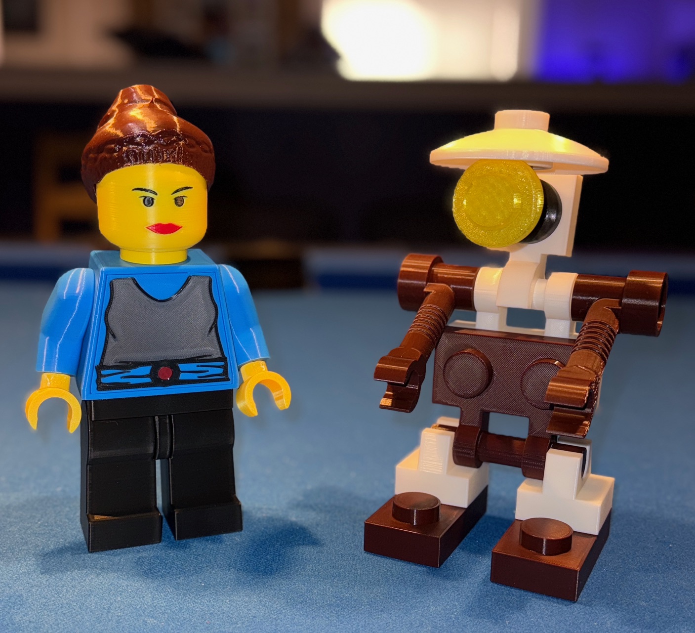 Star Wars Padme & Pit Droid Brick MegaFigures (5:1 Scale)