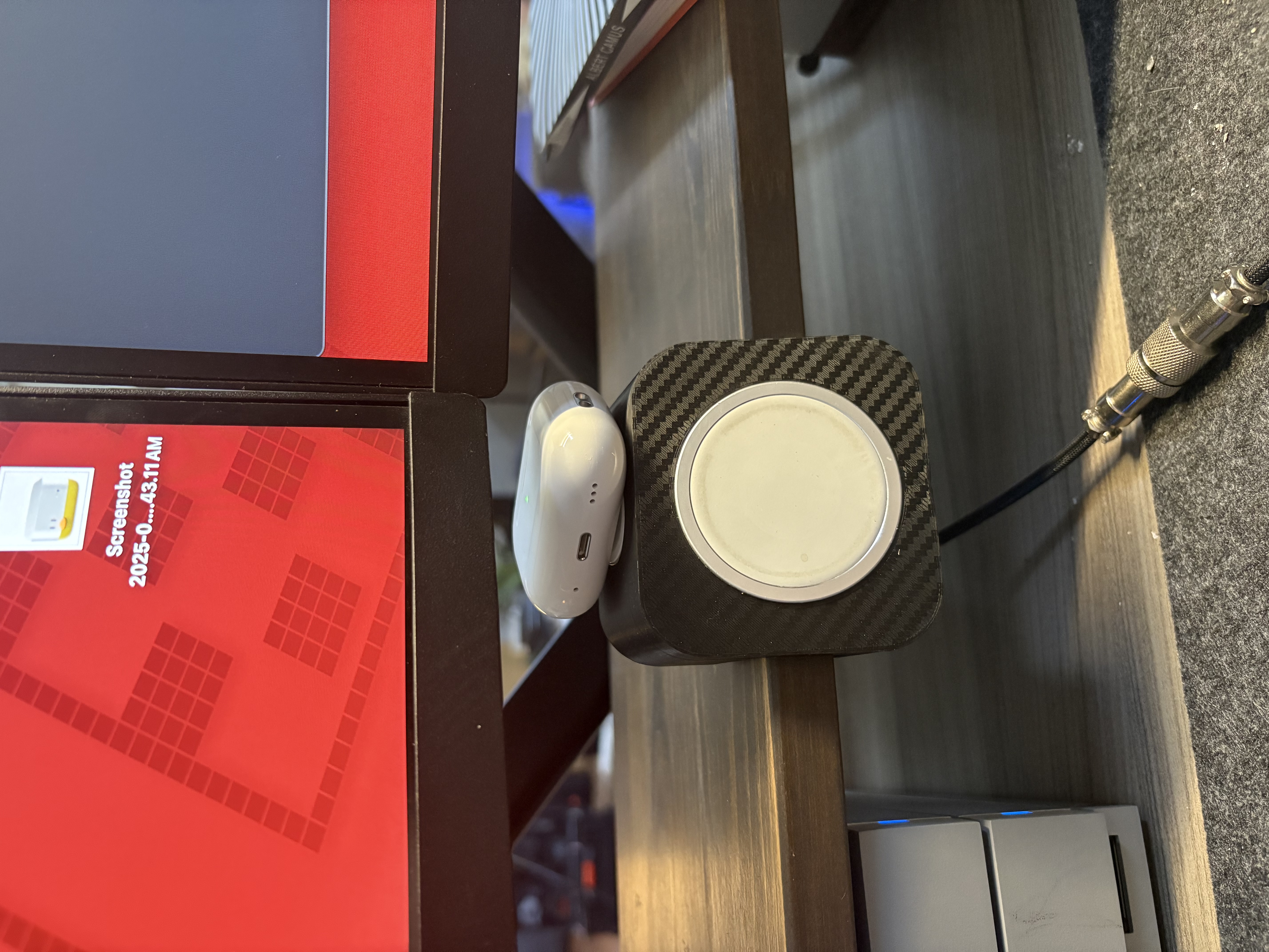Magsafe + Apple Watch charger 3D model thumbnail