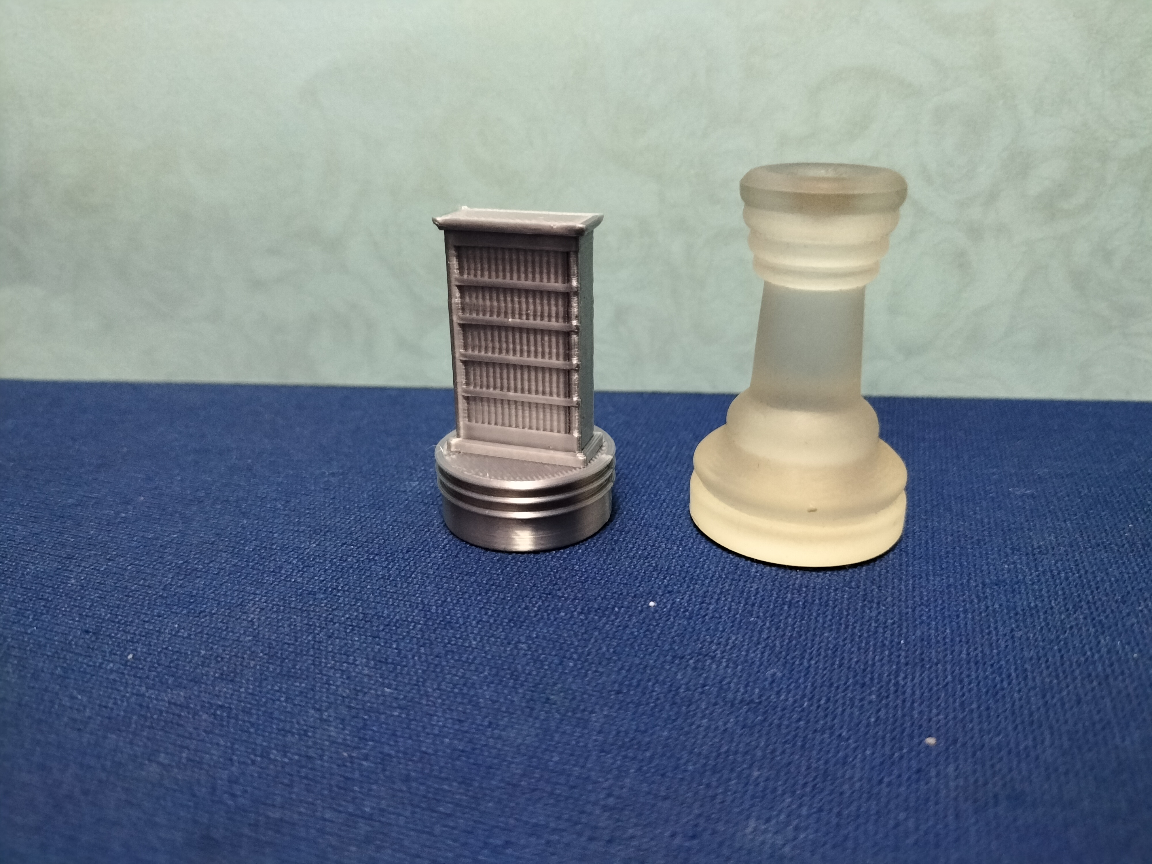 Librarian's Chess Set — thumbnail 3