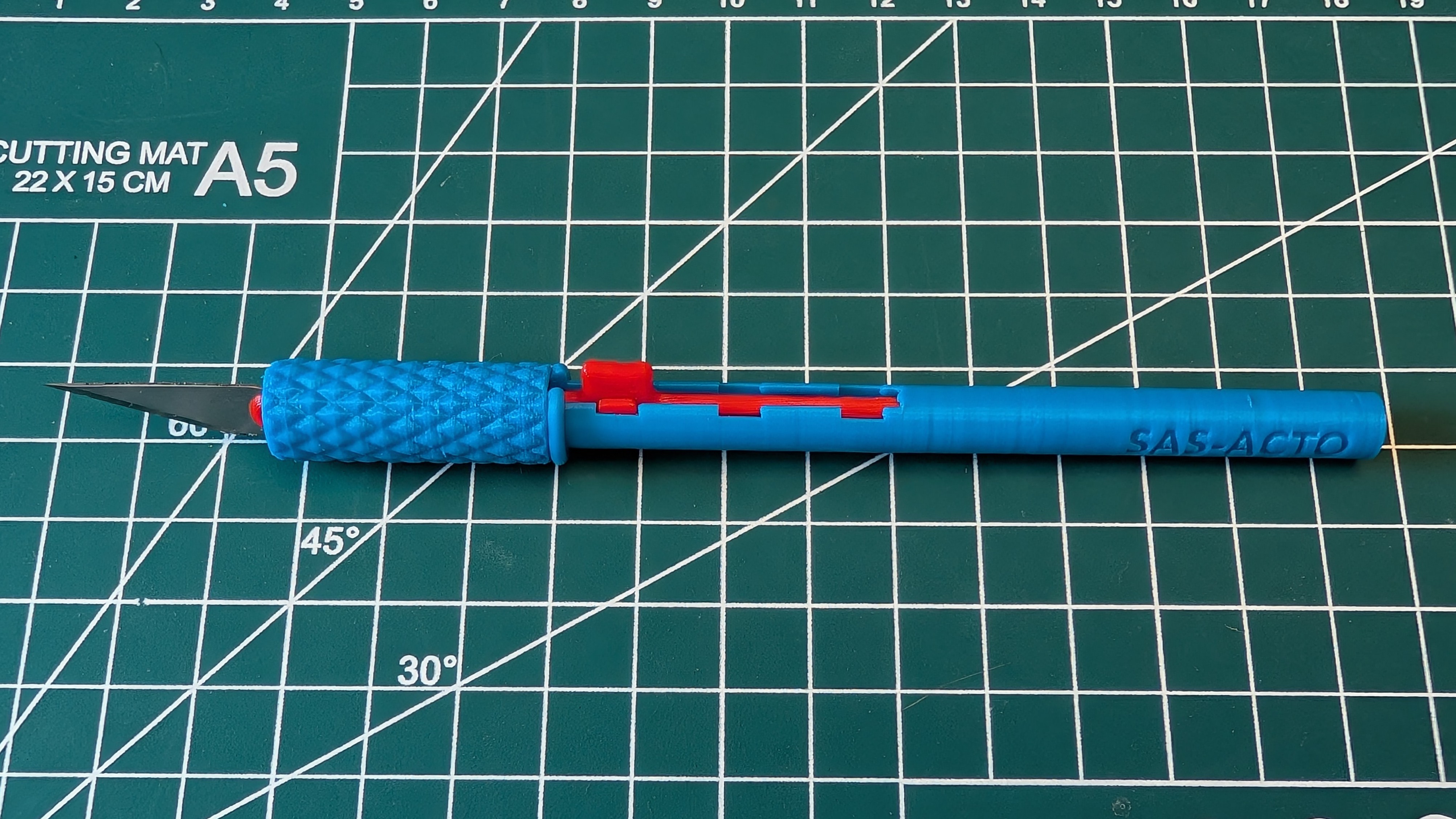 The Retractable Precision Knife v2
