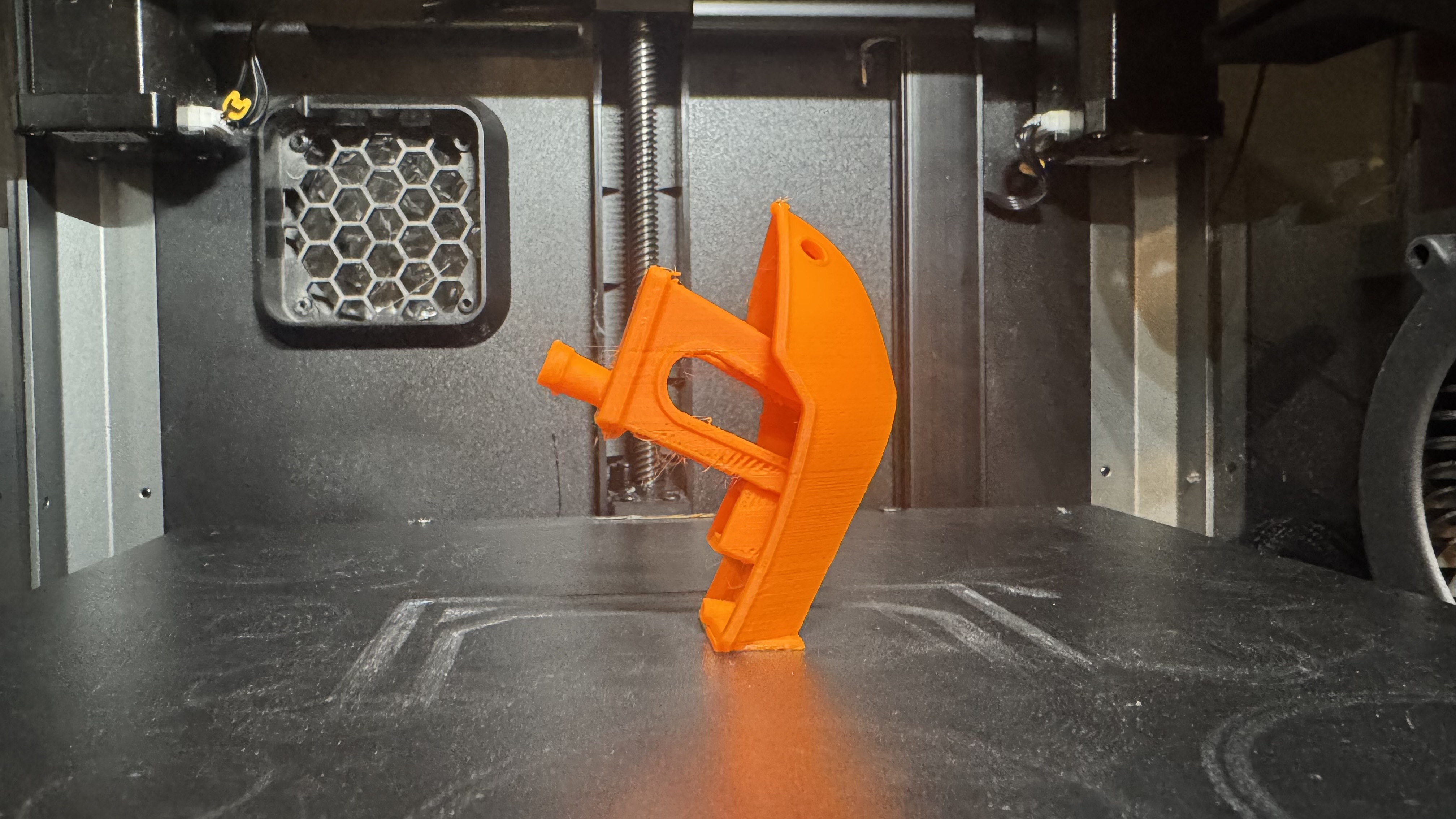 Vertical benchy- Extreme Overhang Test