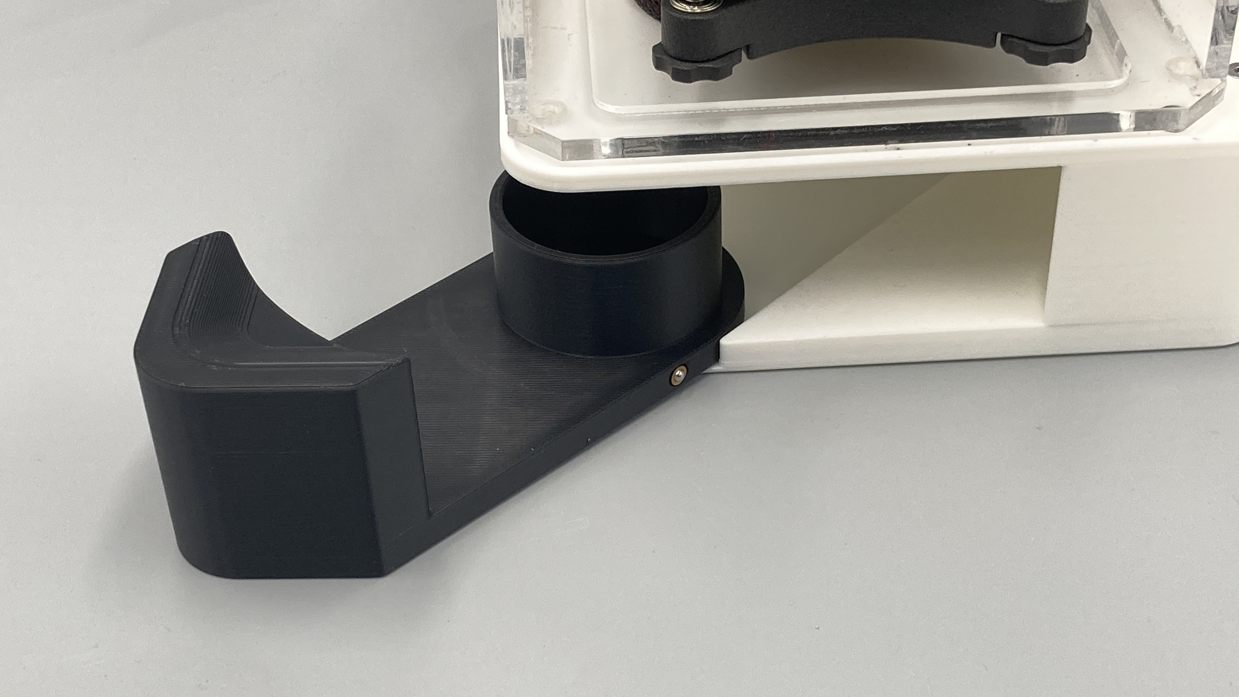 Miniatura 5 do modelo 3D Micro 3D Printer Stand with Spool Storage