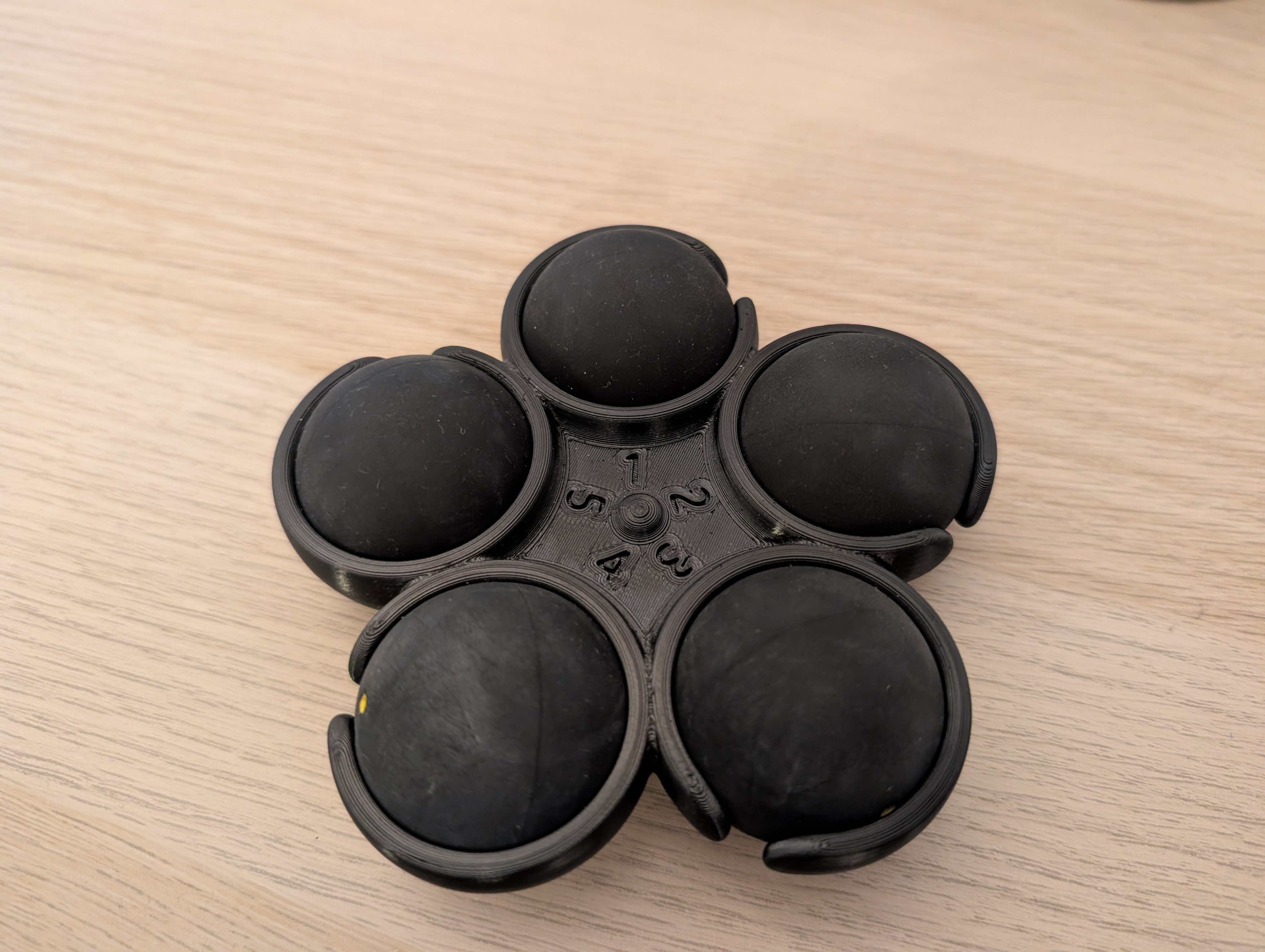 Numbered Squash Ball Holder