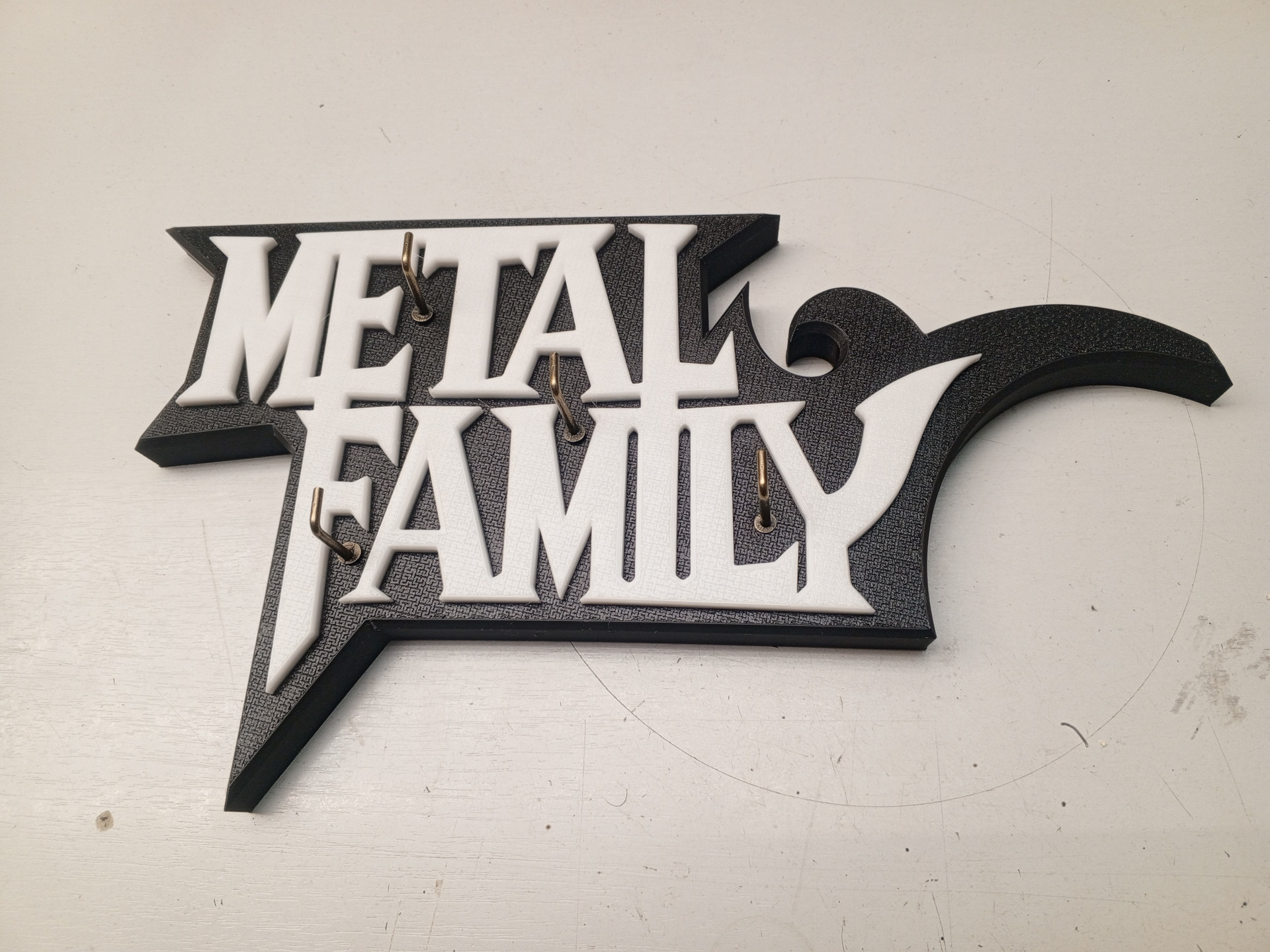 Ключница из мультфильма Metal Family