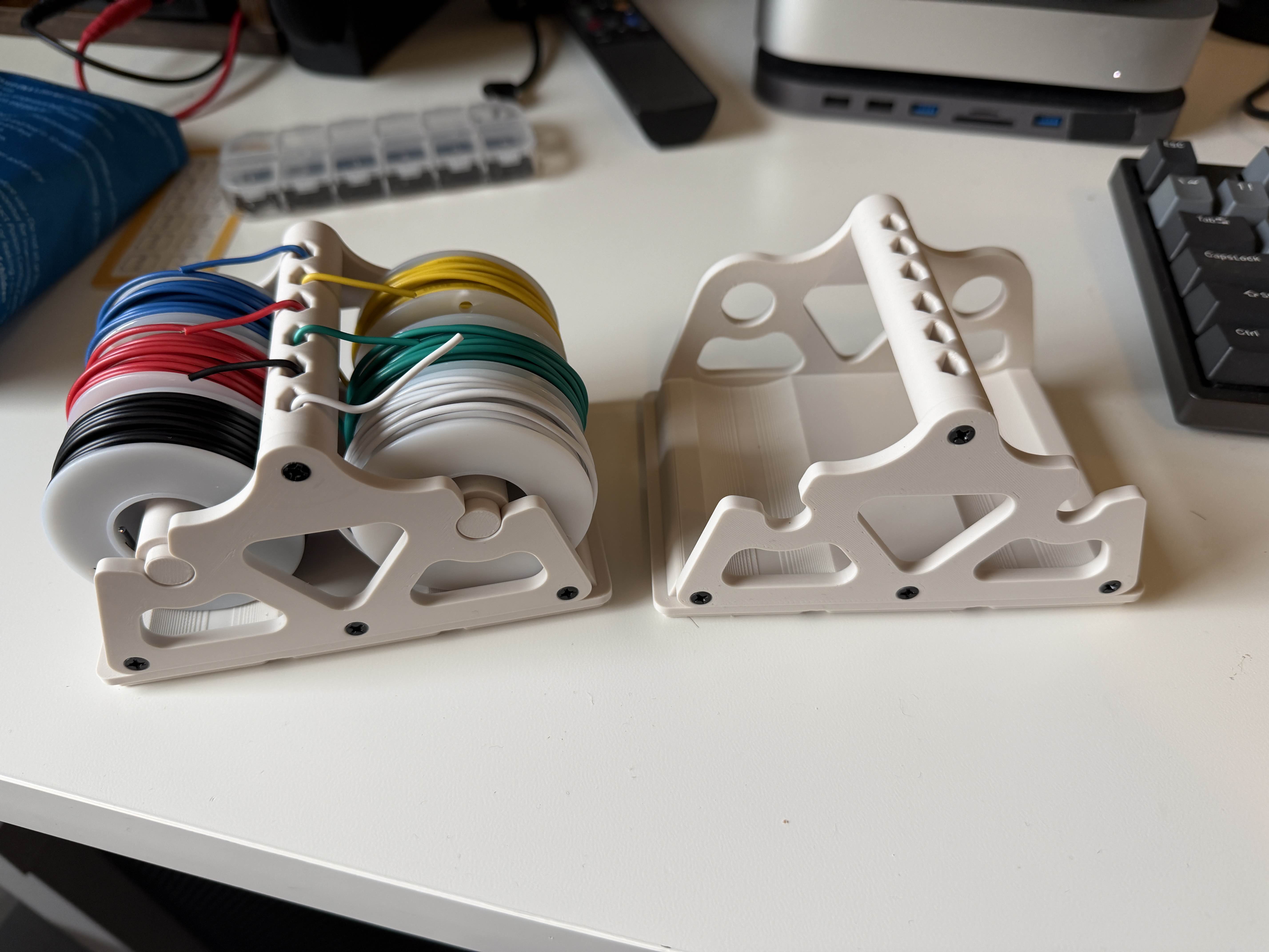 2x3 Gridfinity 6 Wire Spool Holder