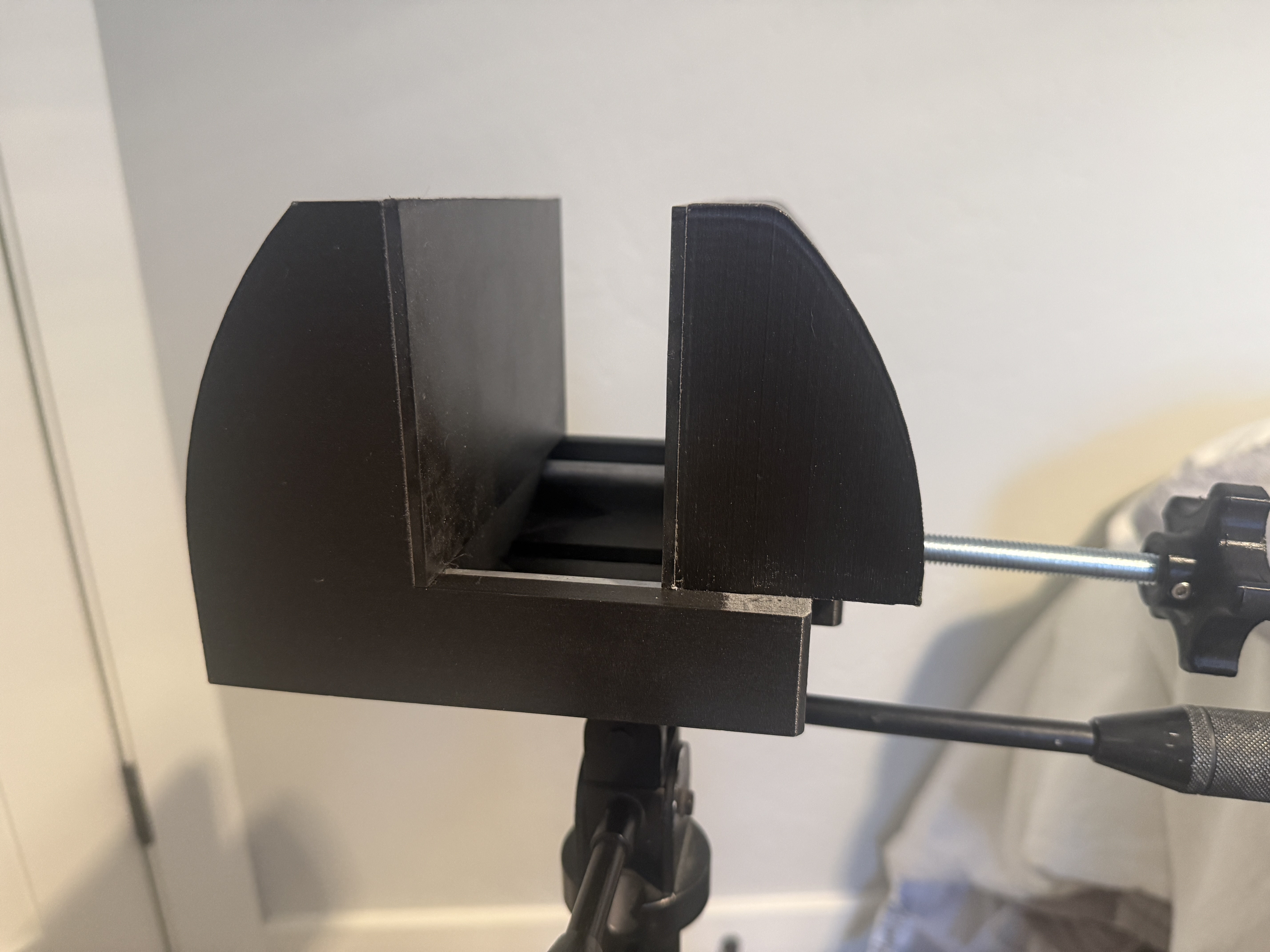 Miniatura 5 do modelo 3D Tripod Clamp Version 1.0
