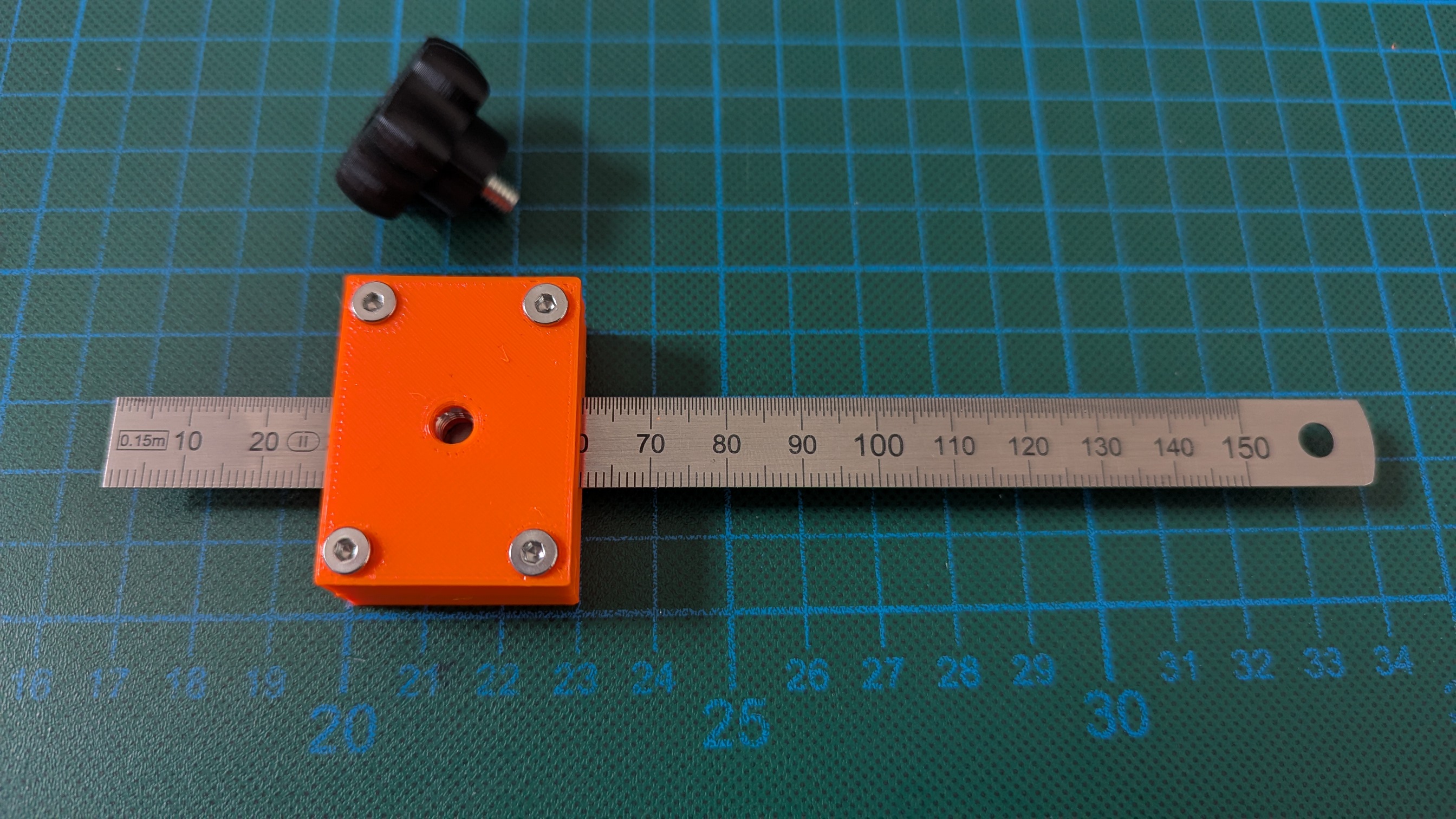 Small marking gauge