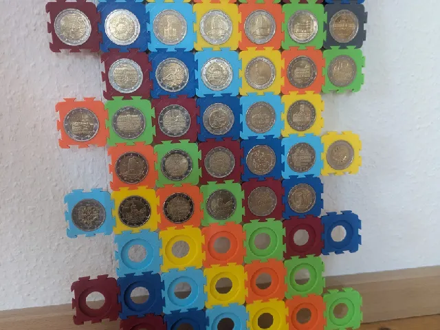 2€ coin wall tray