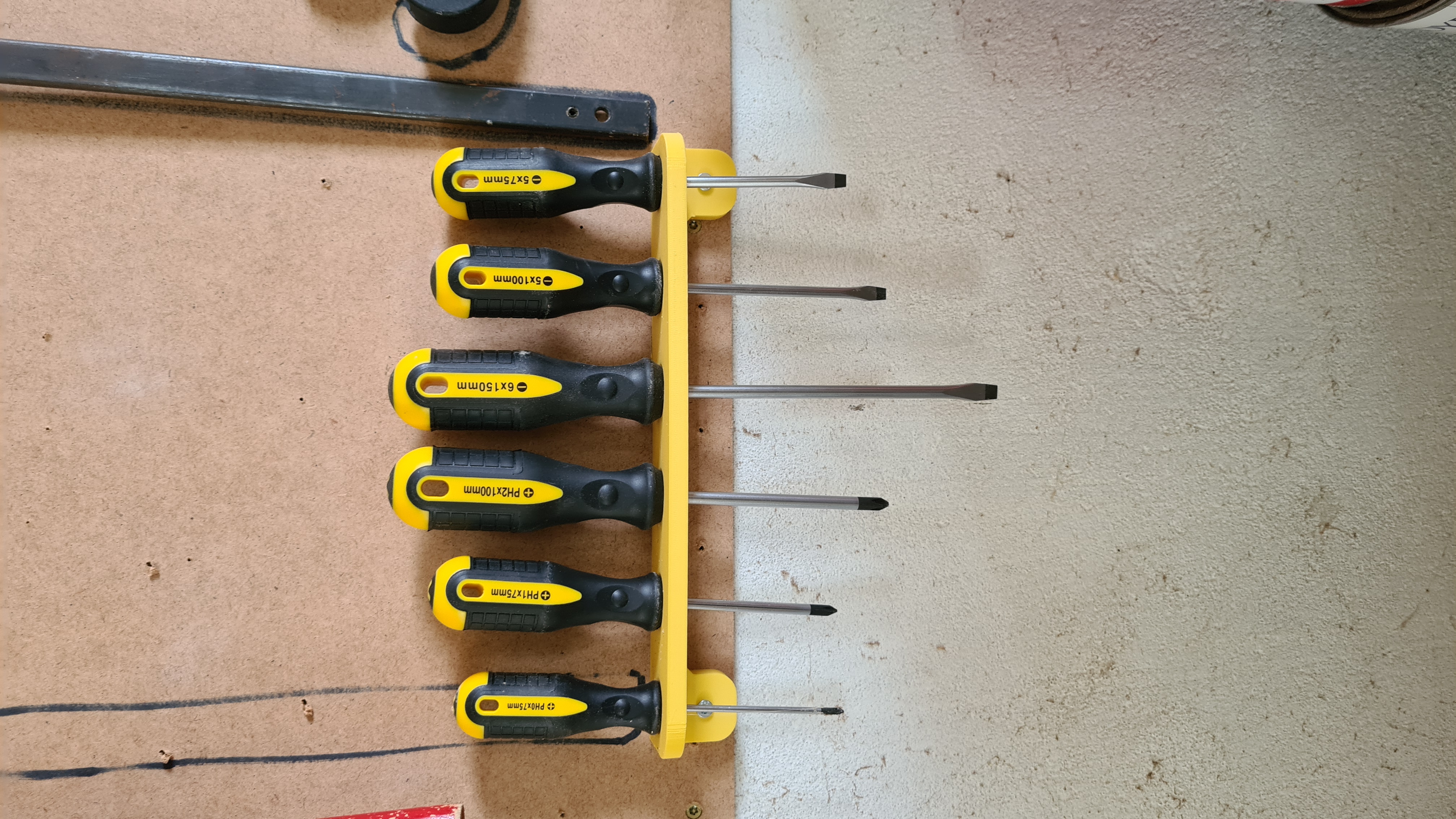 Customizable Screwdriver Bracket