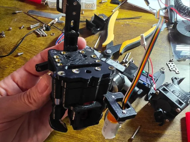 VZ-Bot Red Lizard K1 grove mount with BL-Touch probe adapter