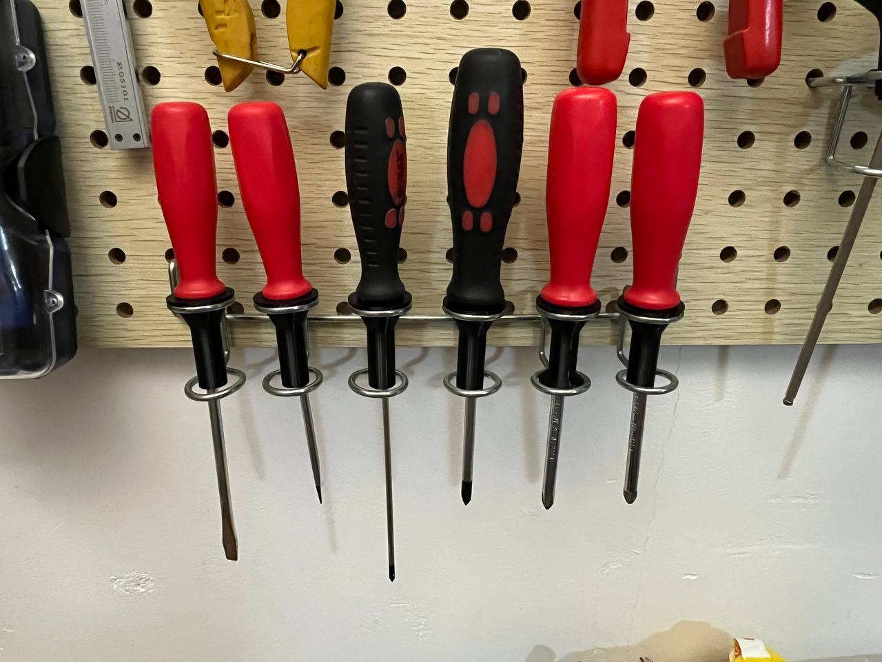 Pegboard Screwdriver Inserts for 20mm holders