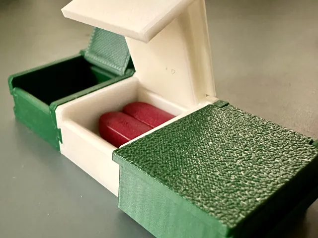 Modular pill holder