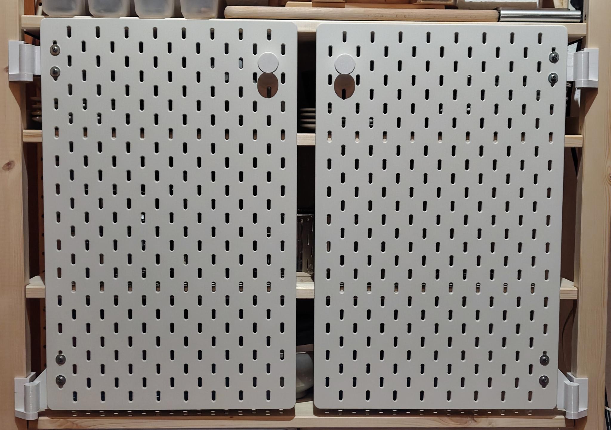 Ivar Skadis Door Hinge