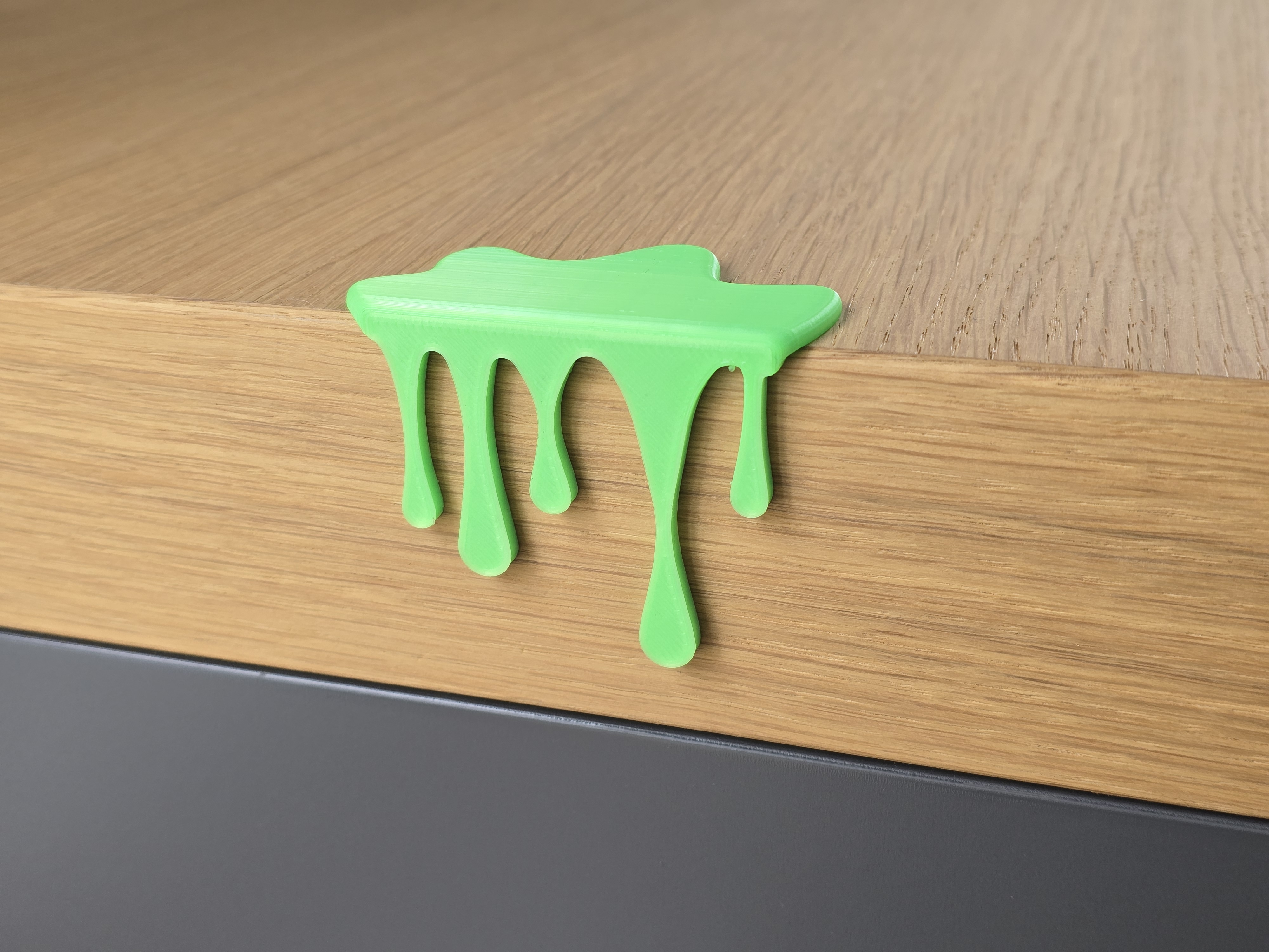 Tropfende Pfütze Slime Schleim Halloween