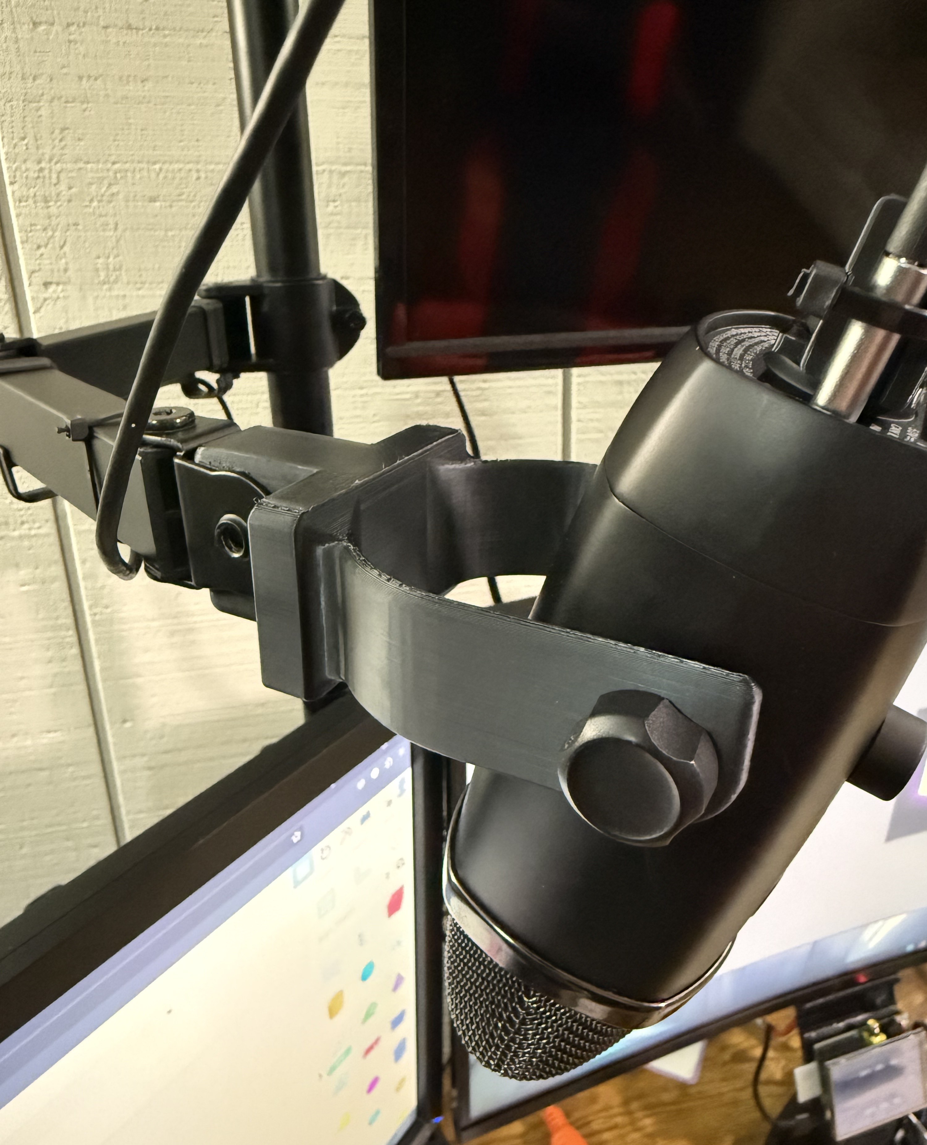 Blue Yeti X Monitor Arm Mount