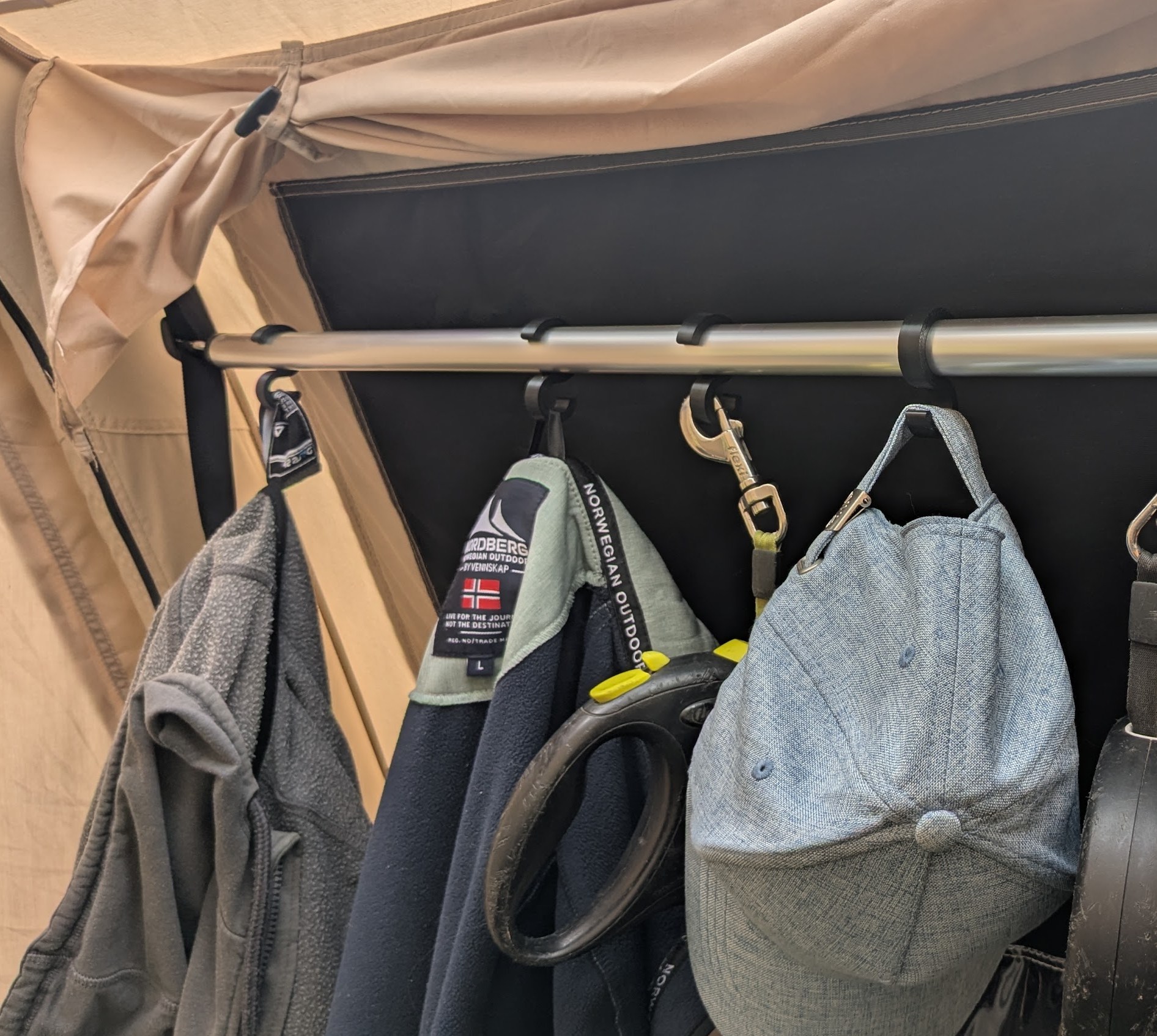 Obelink EasyAir Florence Coat Rack hook