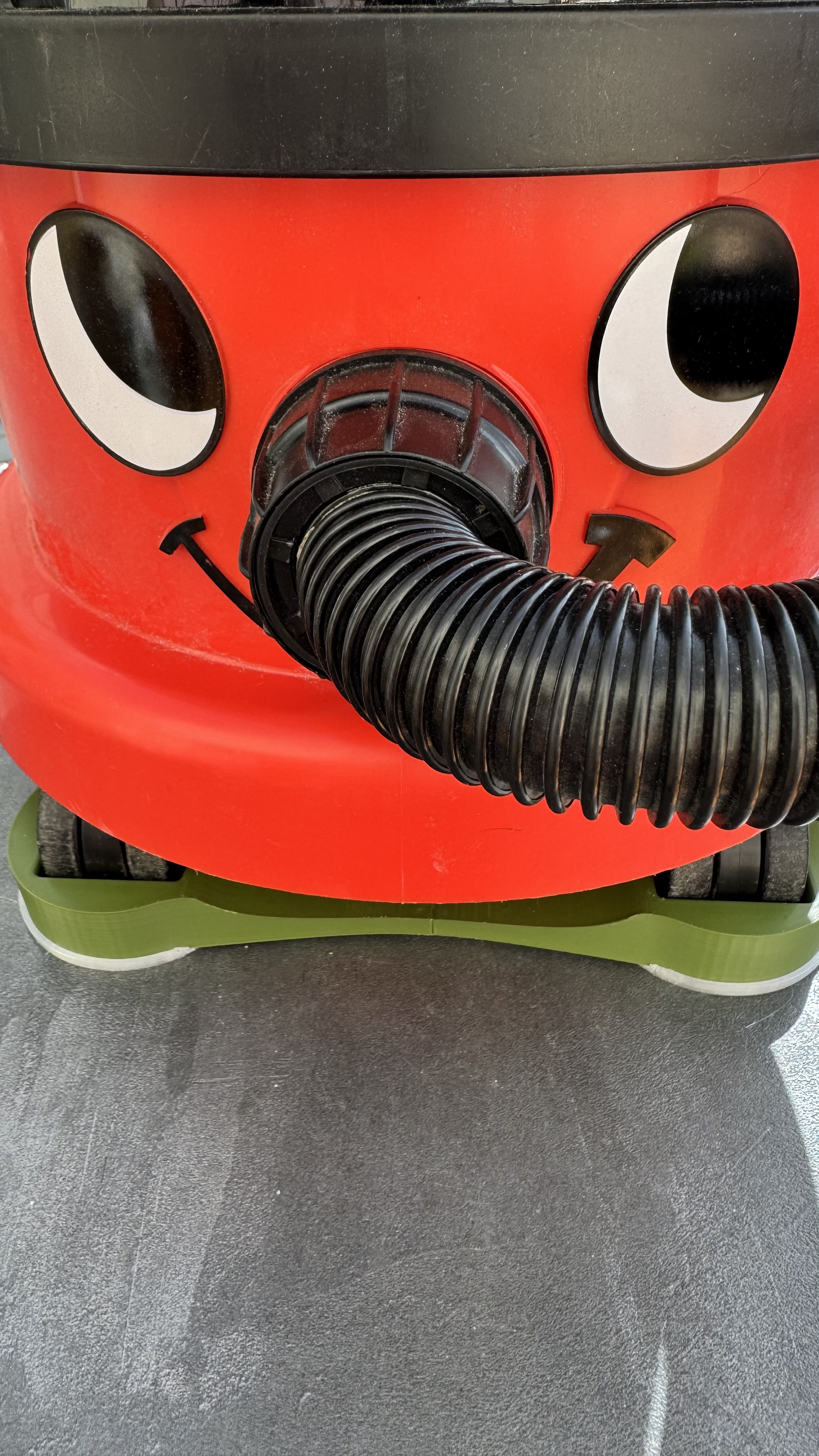 Numatic Henry vacuum hoover holder / Henry wheel'cuffs