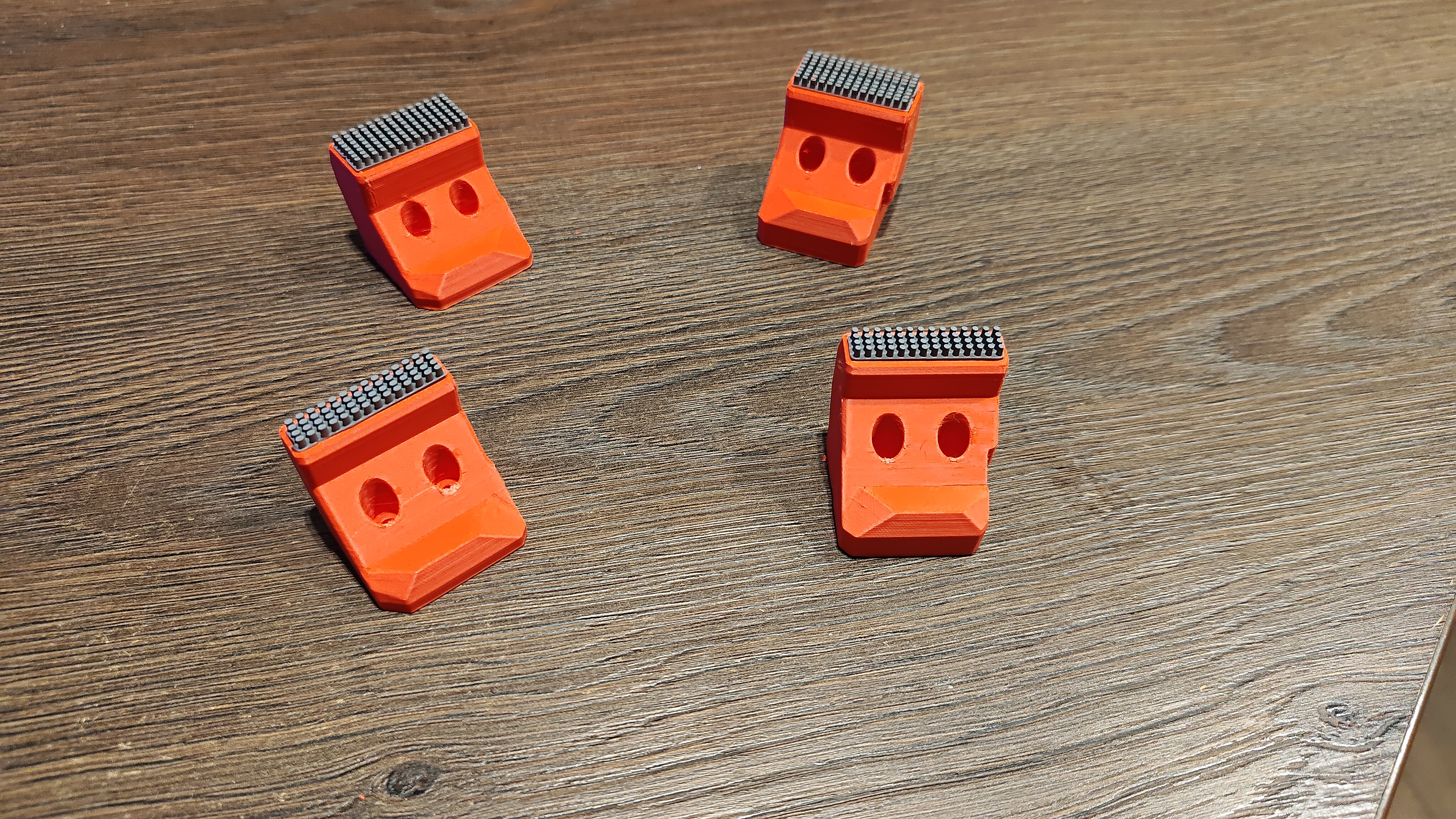 RatRig V-Core 4 nozzle wiper with silicone brushes