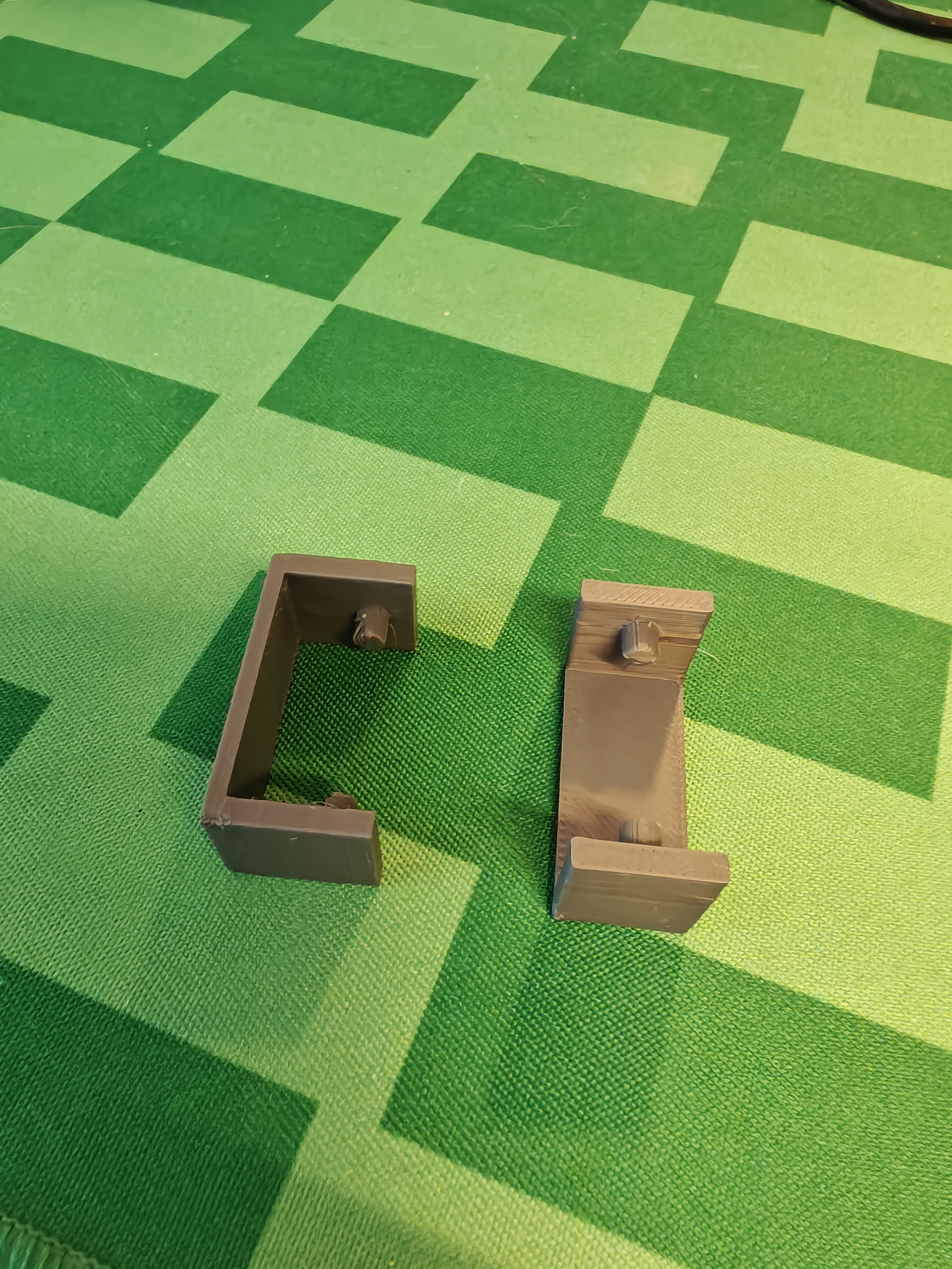 Dynks do zmywarki Whirpool / Whirlpool dishwasher part for the cutlery tray